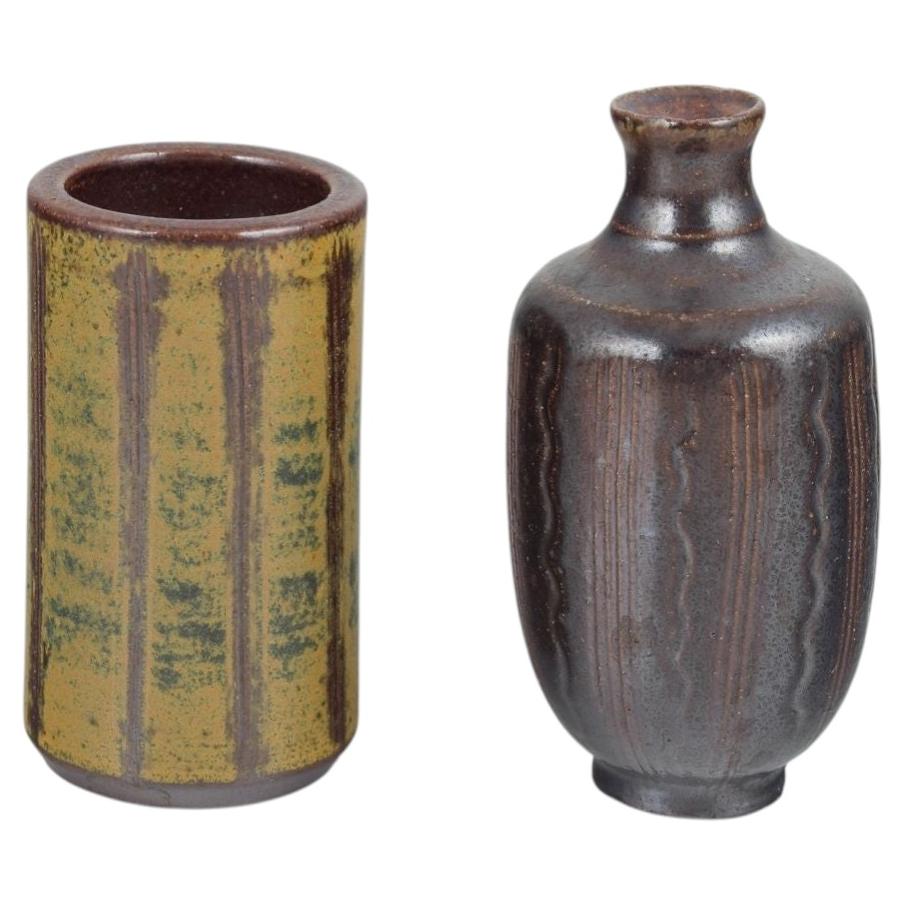 Two miniature vases in stoneware. Wallakrå, Sweden. 1960/70s. For Sale