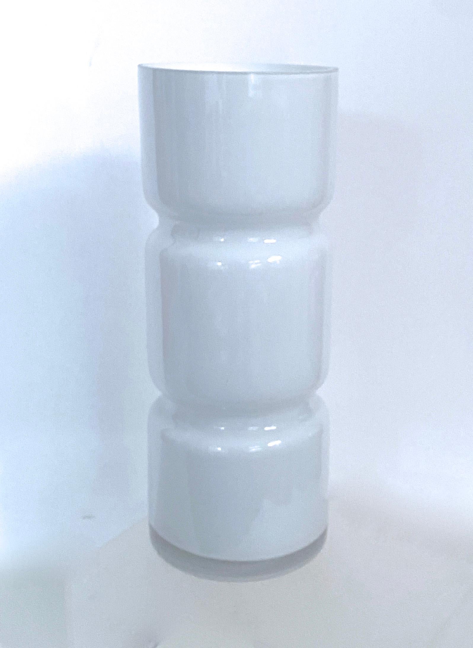 Two Modernist Scandinavian/Murano Space Age White Glass Vases from Late 1960s For Sale 2