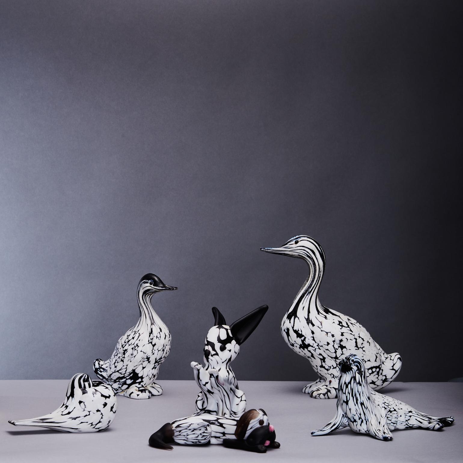 Due sculture di animali di Murano in bianco e nero di Archimede Seguso in vendita 4