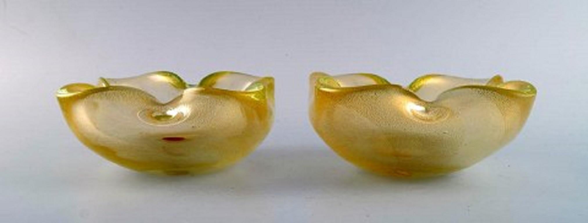Two Murano Bowls in Mouth Blown Art Glass, Italian Design, 1960s In Excellent Condition For Sale In Copenhagen, DK