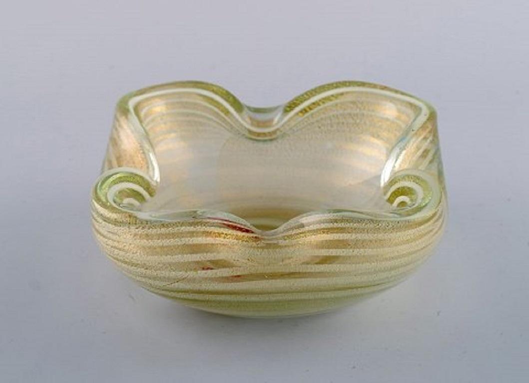 Zwei Murano-Schalen aus mundgeblasenem Kunstglas, italienisches Design, 1960er Jahre im Zustand „Hervorragend“ im Angebot in Copenhagen, DK