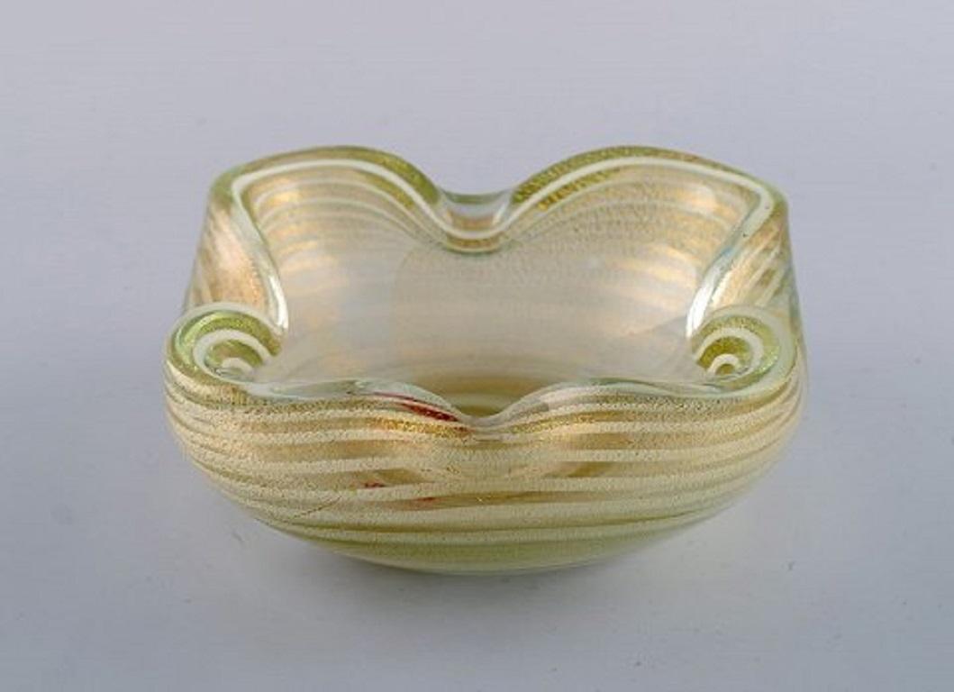 Mid-20th Century Two Murano Bowls in Mouth Blown Art Glass, Italian Design, 1960s For Sale