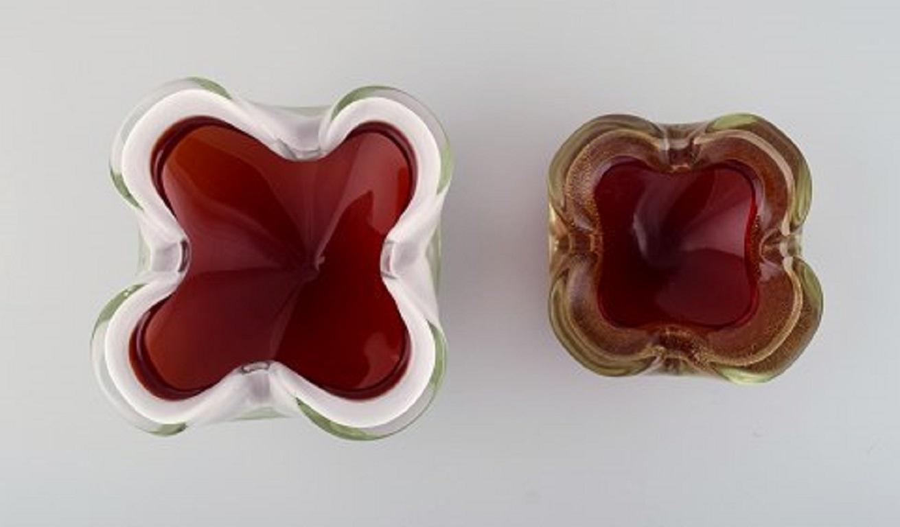 Mid-Century Modern Two Murano Bowls in Red and White Mouth Blown Art Glass, Italian Design, 1960s For Sale