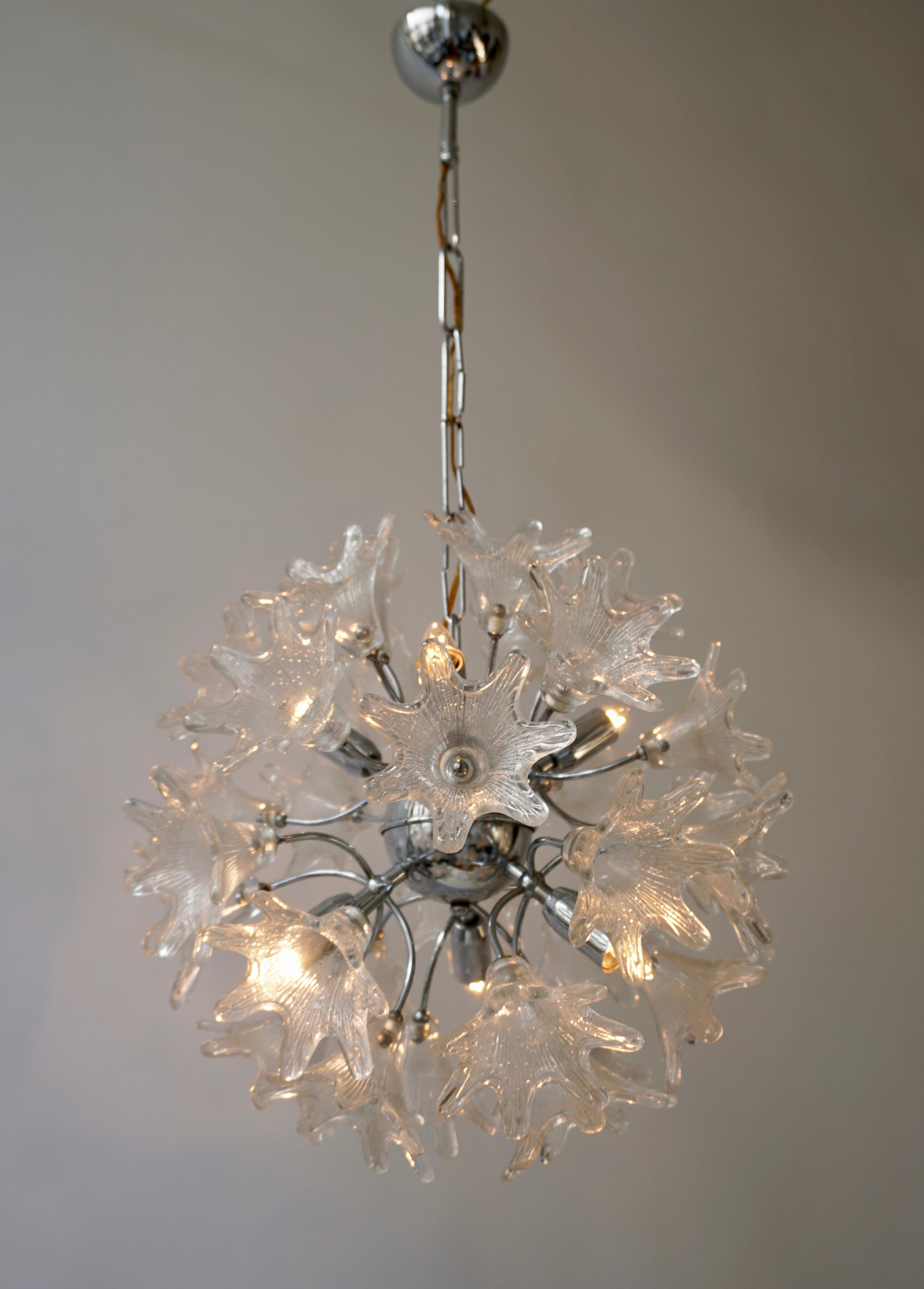20th Century Two Murano Floral Sputnik Chandeliers with Textured Clear Petals For Sale
