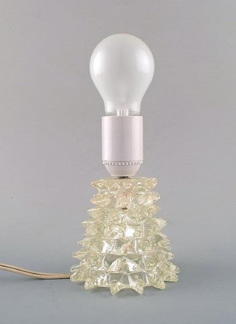 Two Murano table lamps in rostrato glass, 1960s.
Measures: 11 x 10 cm (excl. Socket).
In very good condition.