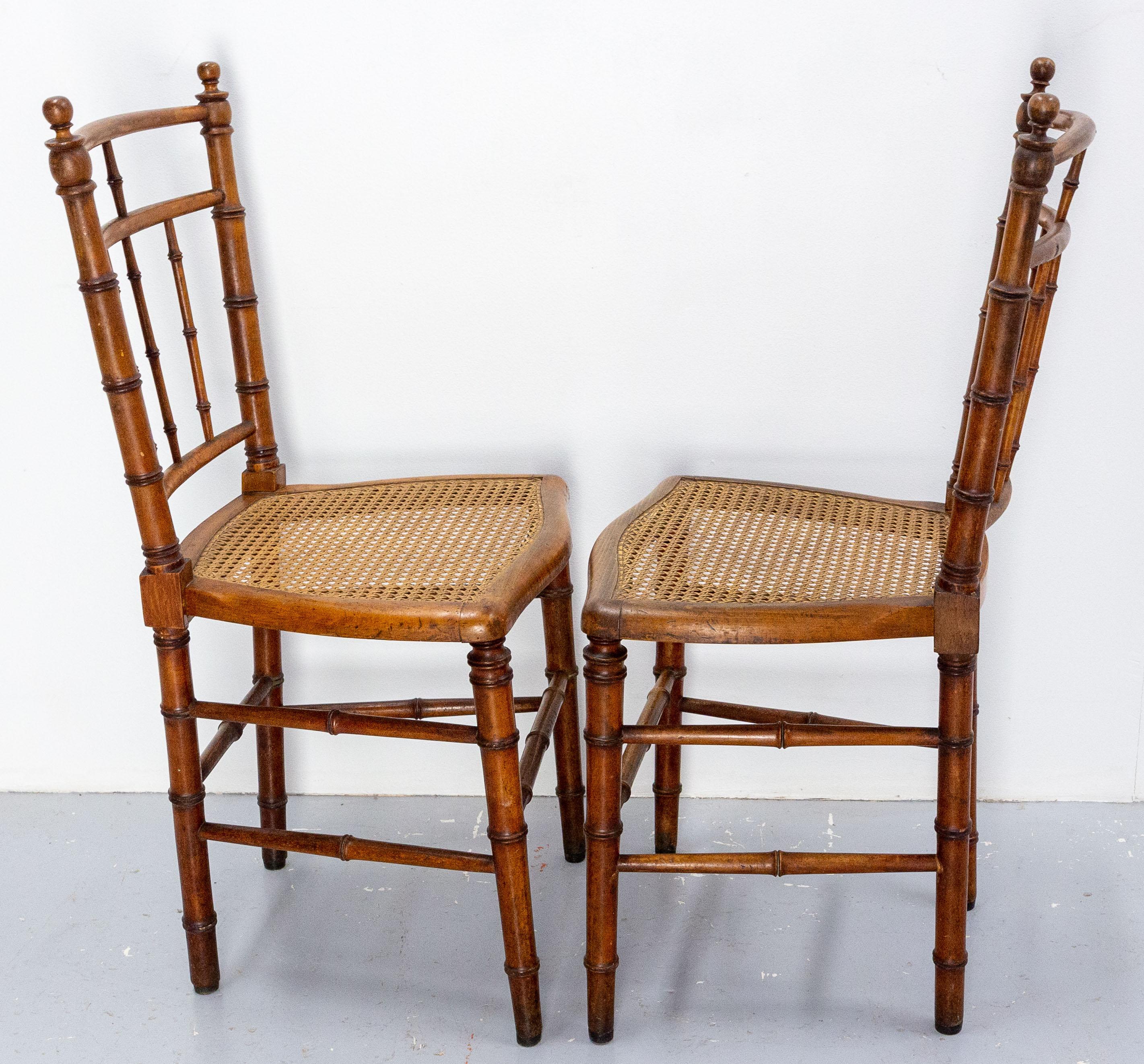 Deux chaises en hêtre cannées Napoléon III, françaises, fin du XIXe siècle en vente 2