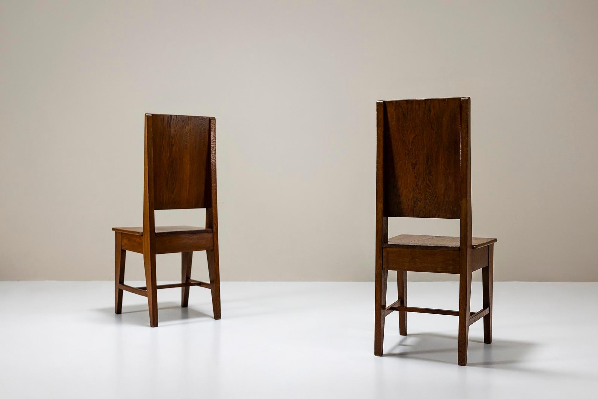 Art déco Deux nouvelles chaises d'appoint en chêne de l'école de Hague, Pays-Bas, années 1930 en vente