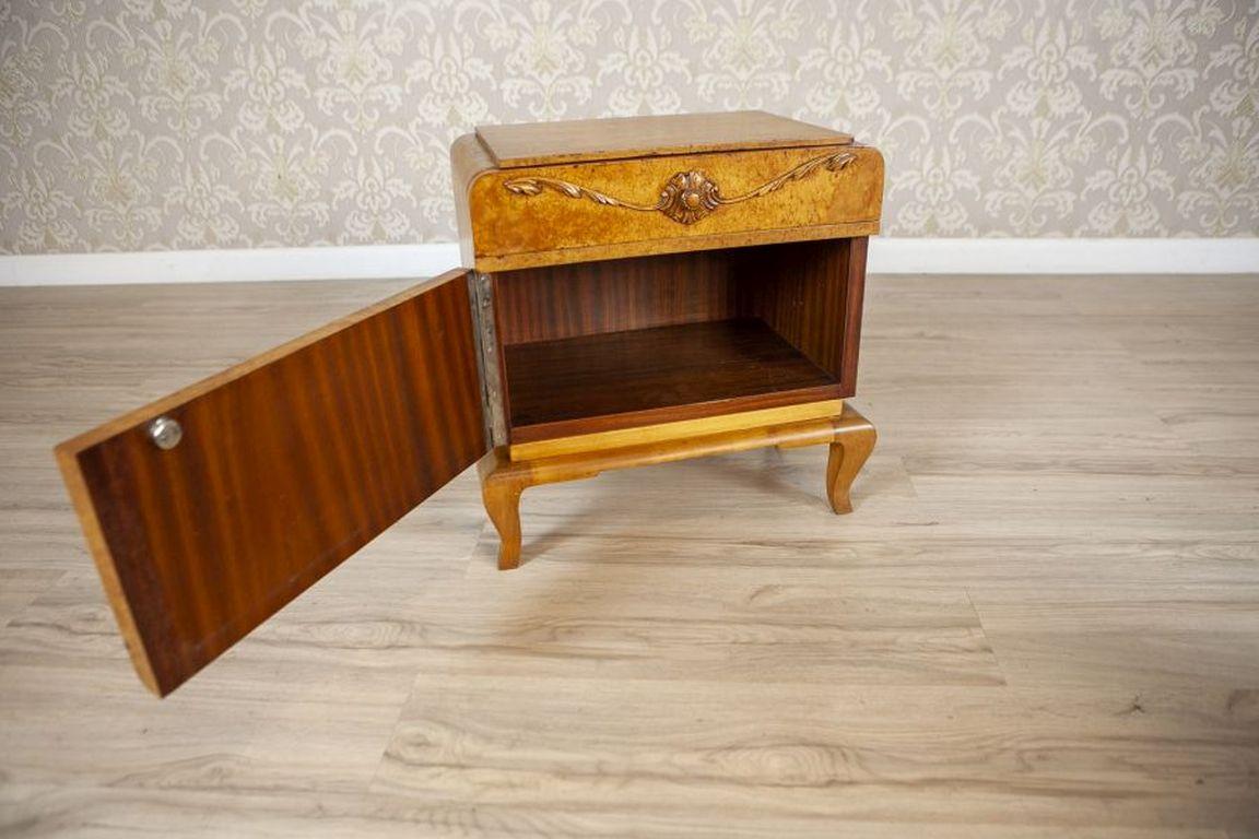 Two Nightstands From the Early 20th Century Veneered With Karelian Birch For Sale 3