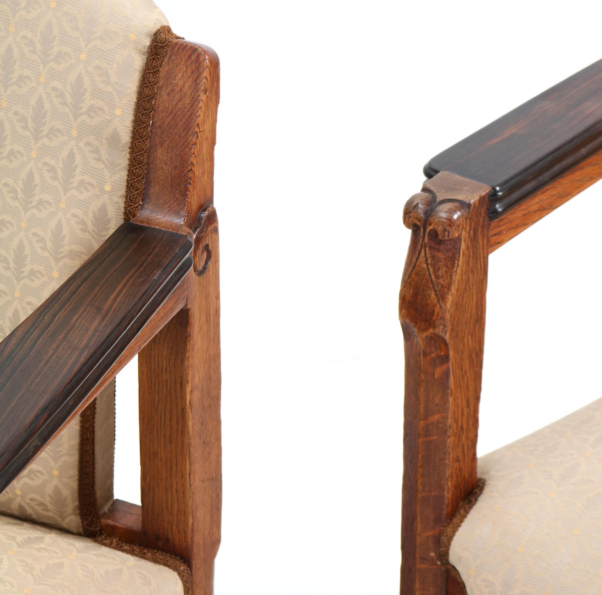 Two Oak Art Deco Amsterdamse School Armchairs by Hildo Krop for 't Woonhuys For Sale 6