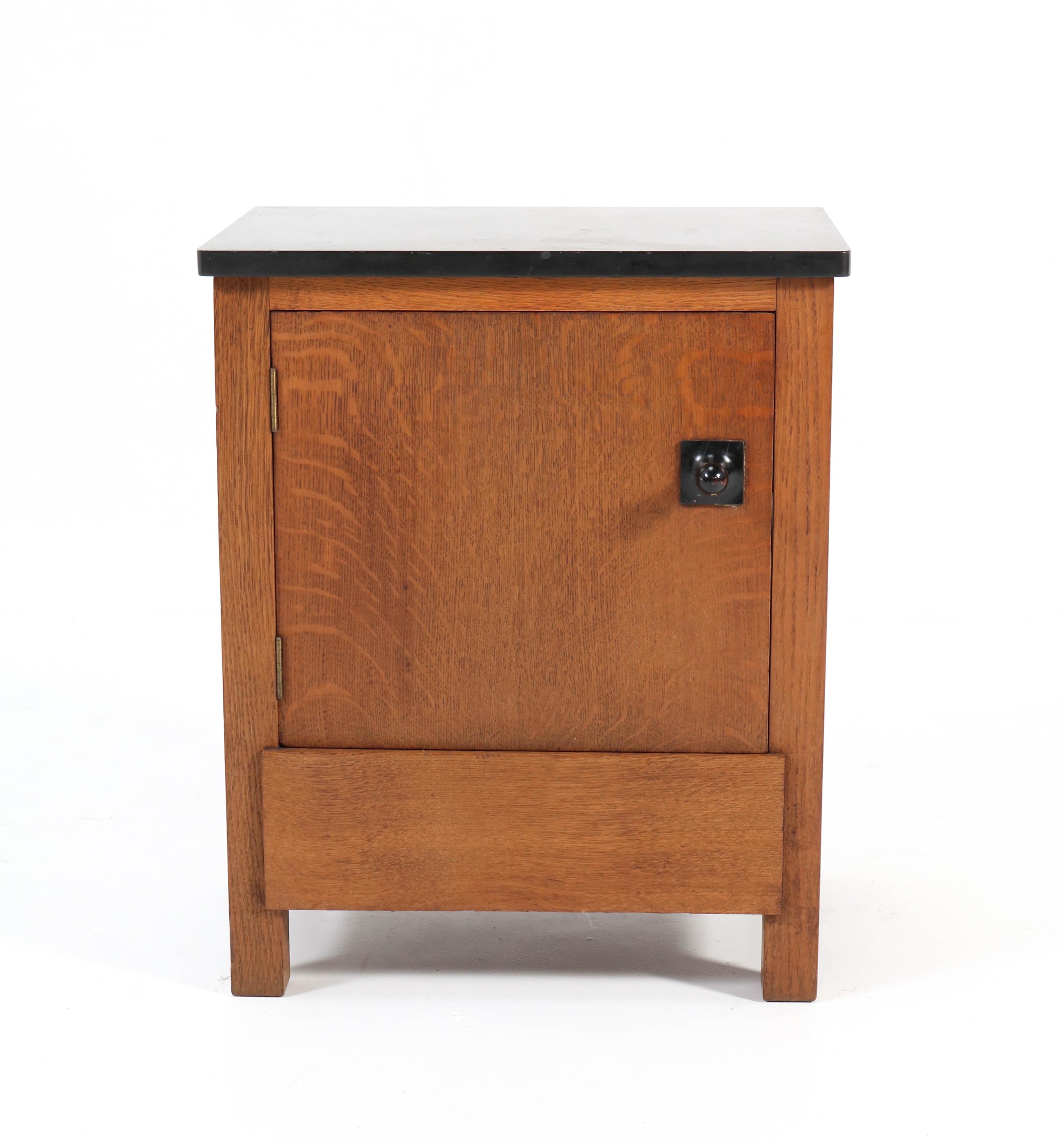 Two Oak Art Deco Haagse School Nightstands by Hendrik Wouda for Pander, 1924 1