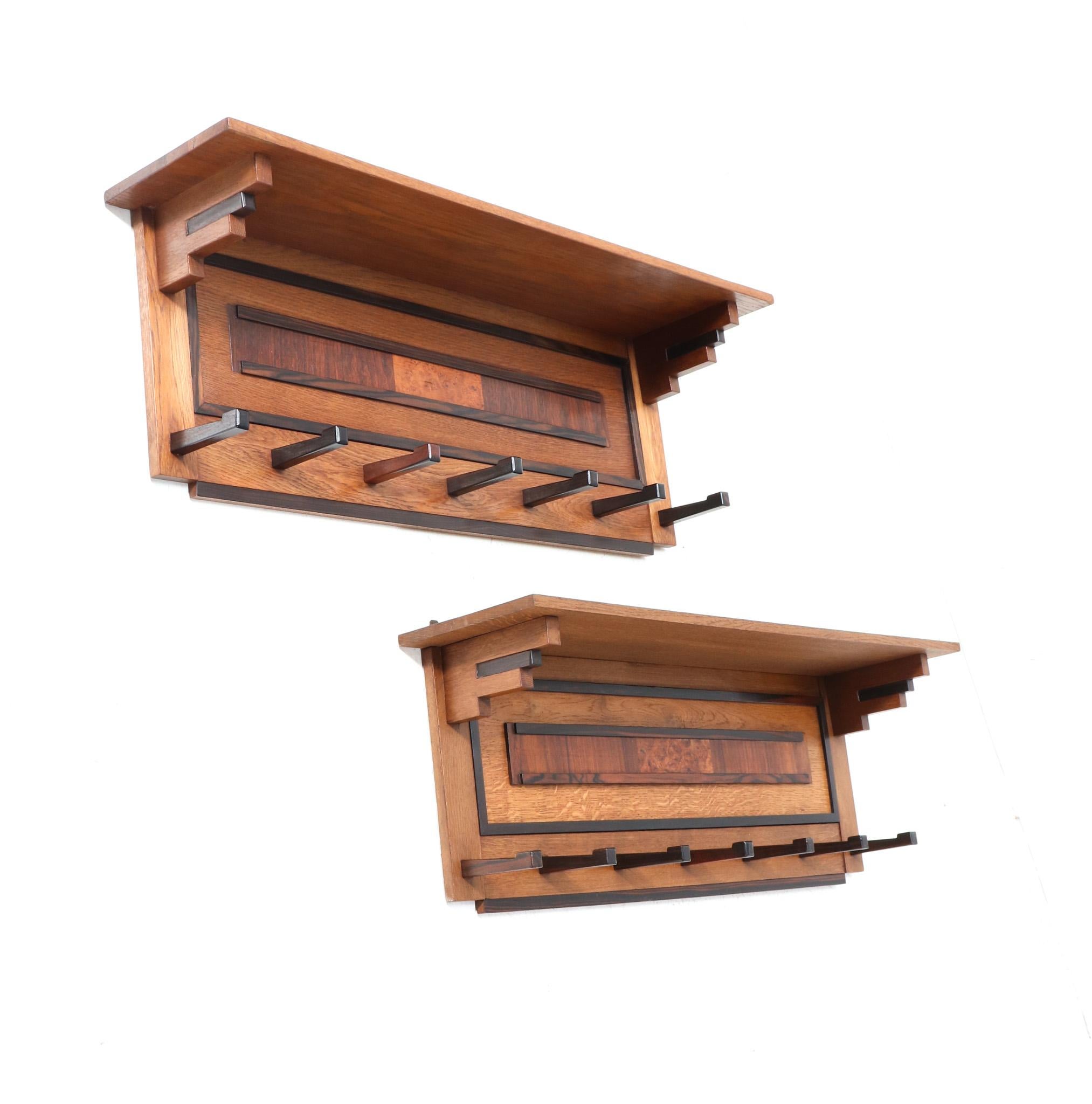 Two Oak Art Deco Modernist Coat Racks by P.E.L. Izeren for De Genneper Molen In Good Condition For Sale In Amsterdam, NL