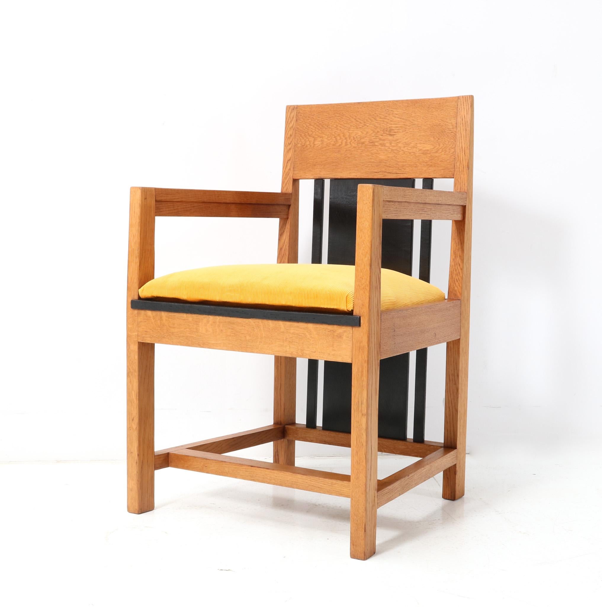 Deux fauteuils en Oak Art Deco Modernist High Back  Fauteuils de Cor Alons, 1927 en vente 3
