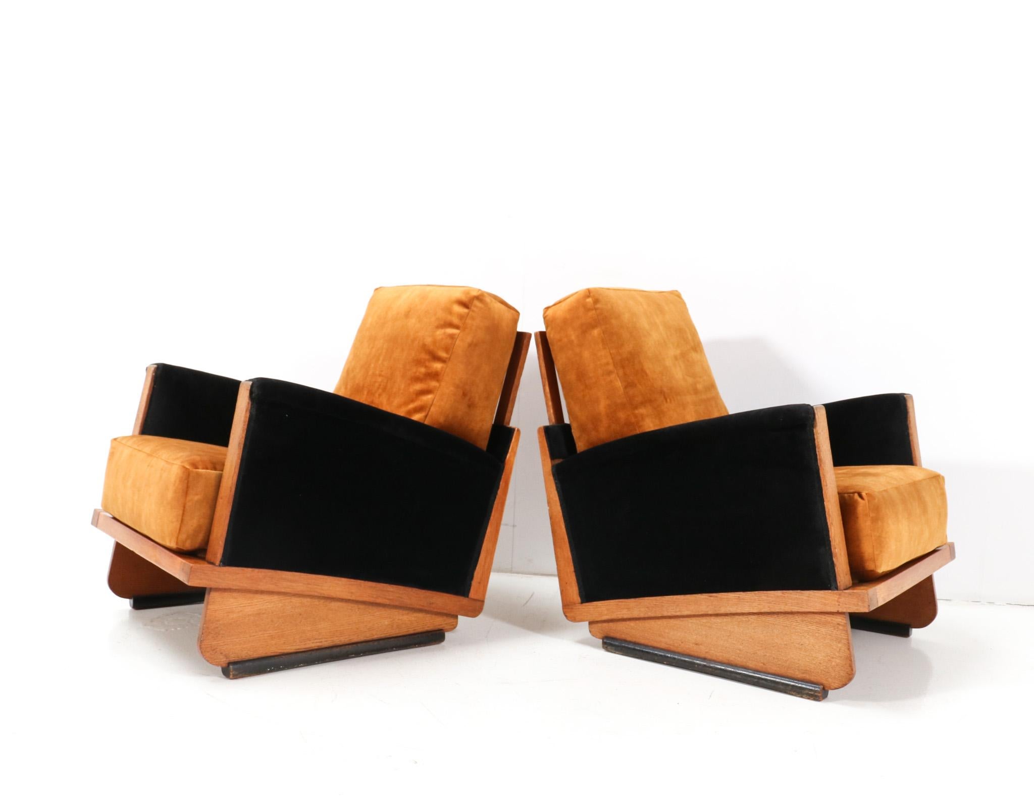 Early 20th Century Two Oak Art Deco Modernist Lounge Chairs, 1920s