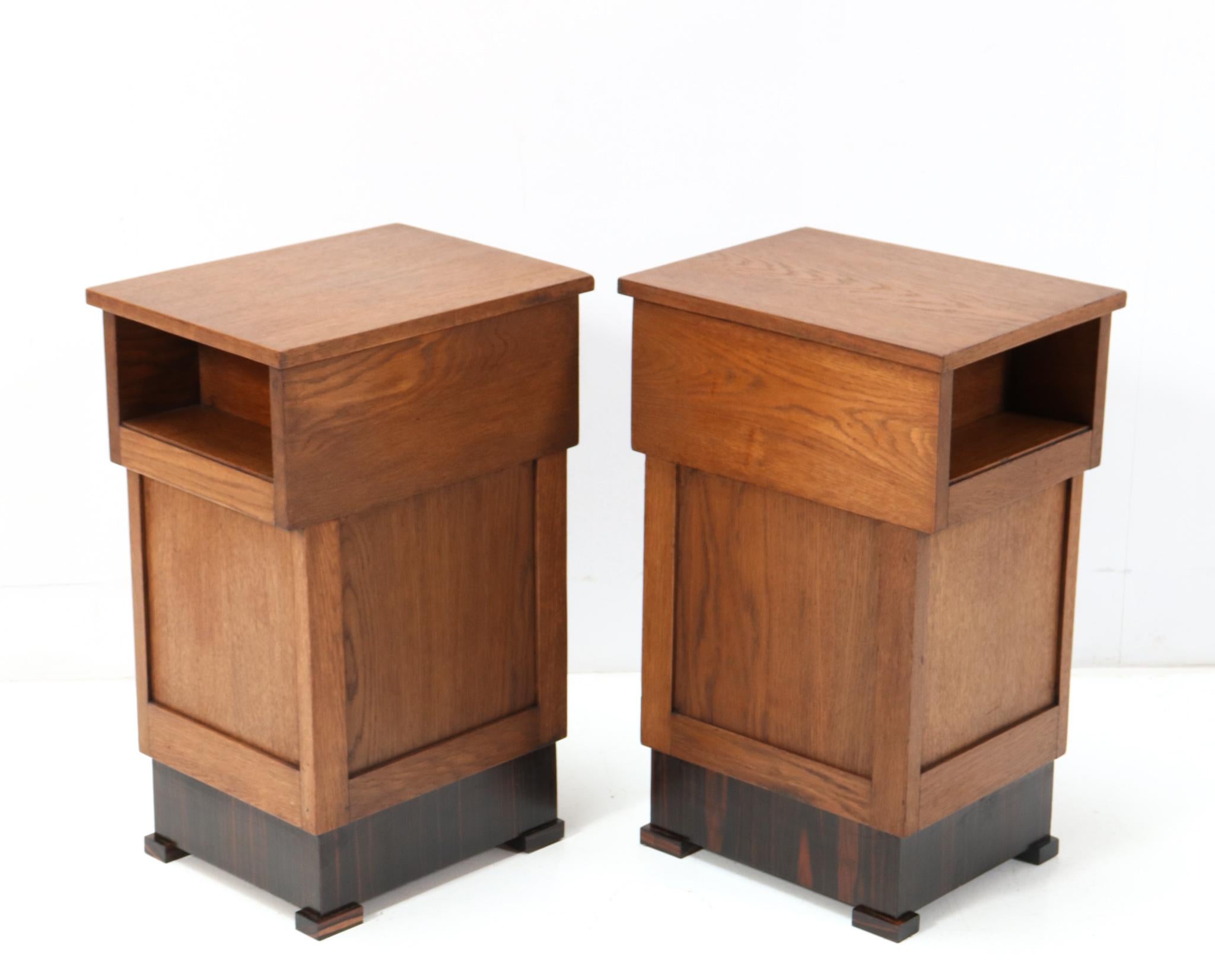 Two Oak Art Deco Modernist Nightstands or Bedside Tables, 1920s 1