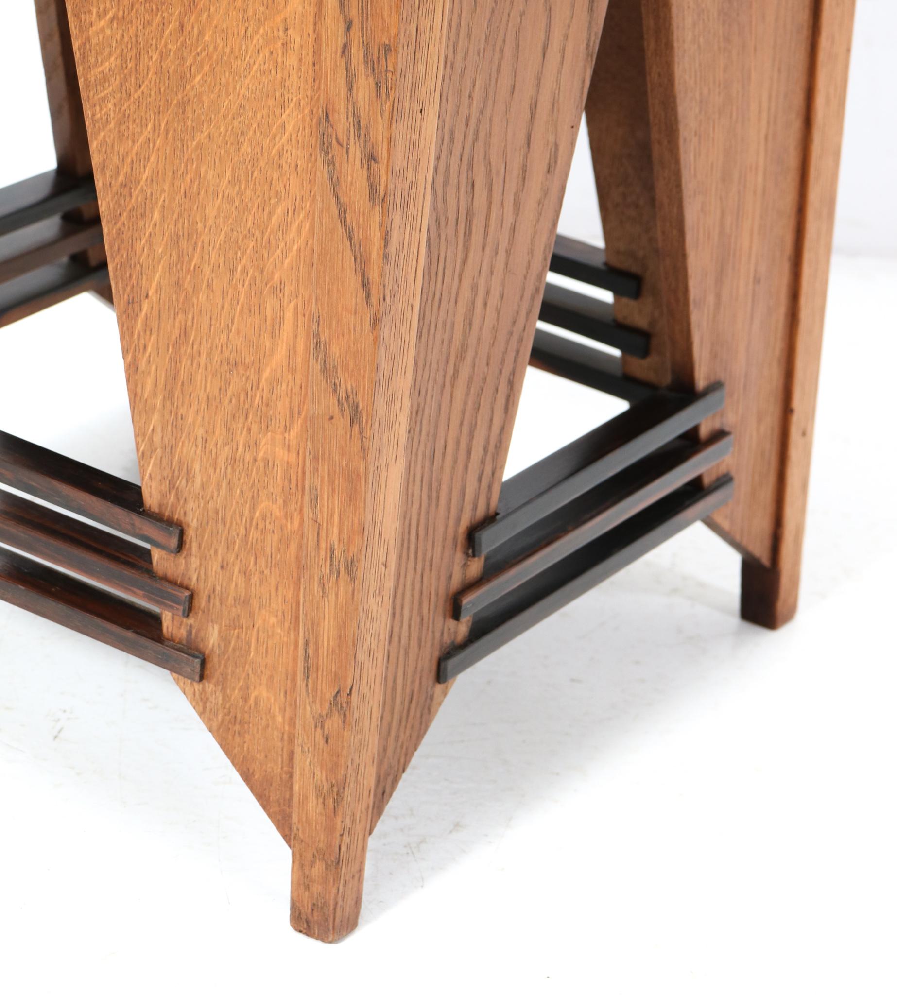 Two Oak Art Deco Modernist Side Tables by P.E.L. Izeren for De Genneper Molen For Sale 2