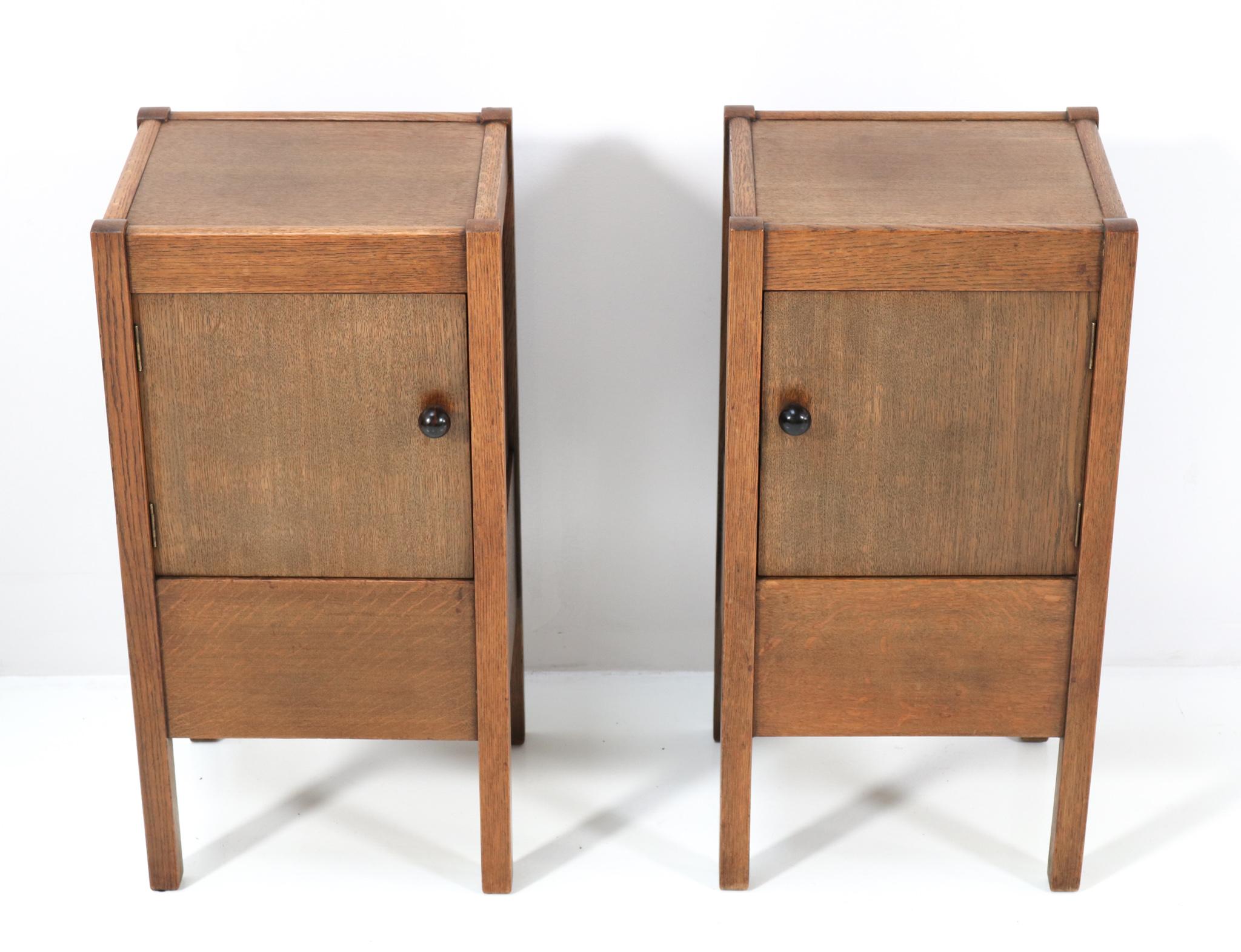 Two Oak Art Deco Nightstands by J.A. Muntendam for L.O.V. Oosterbeek, 1920s 2