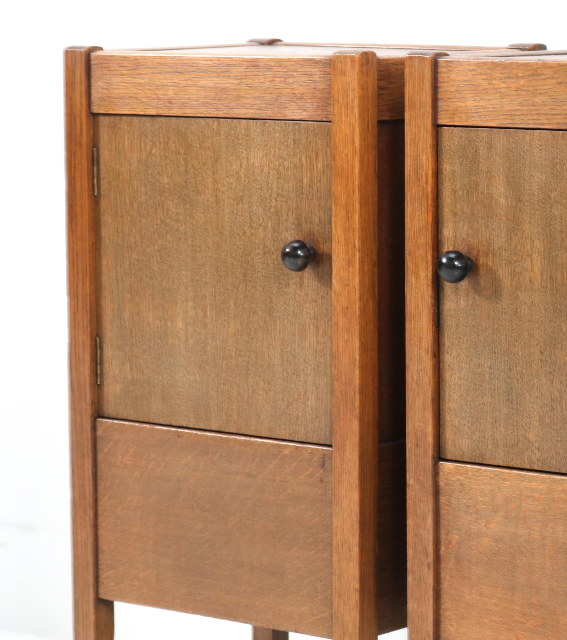 Two Oak Art Deco Nightstands by J.A. Muntendam for L.O.V. Oosterbeek, 1920s 3