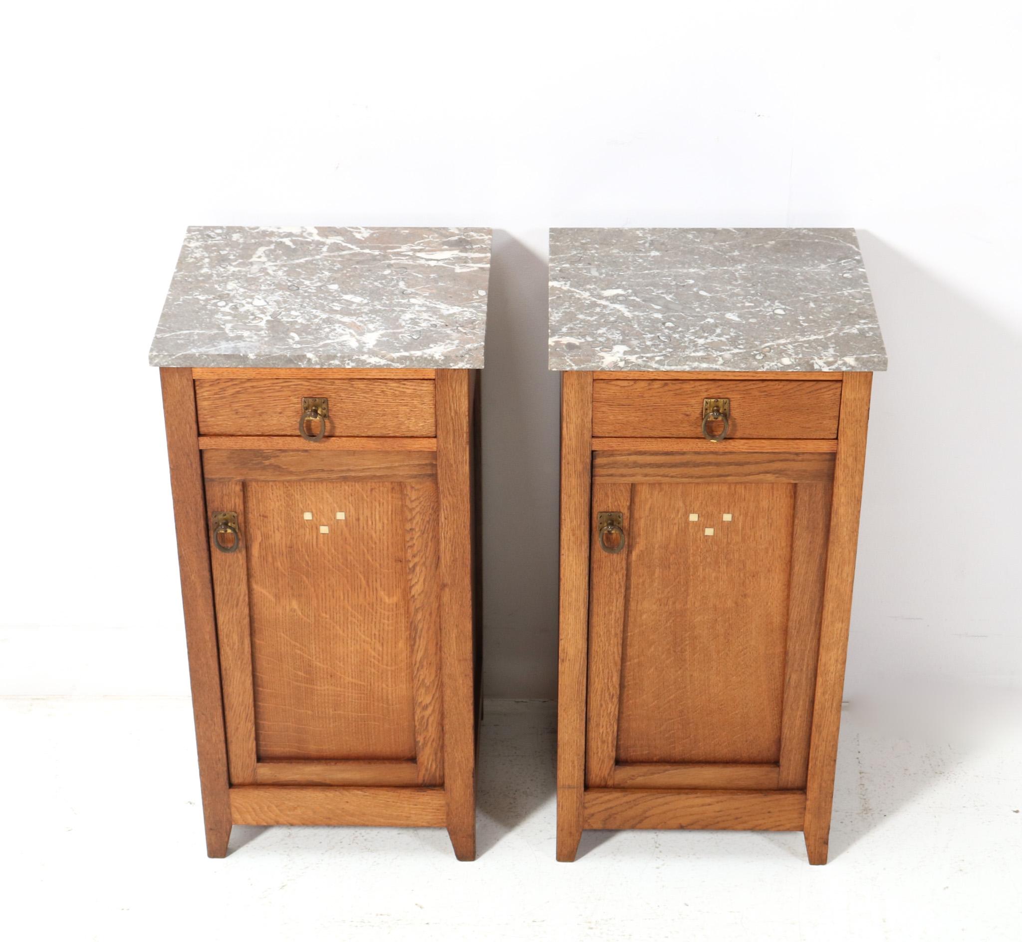 Two Oak Art Nouveau Arts & Crafts Bedside Tables or Nightstands, 1900s In Good Condition In Amsterdam, NL