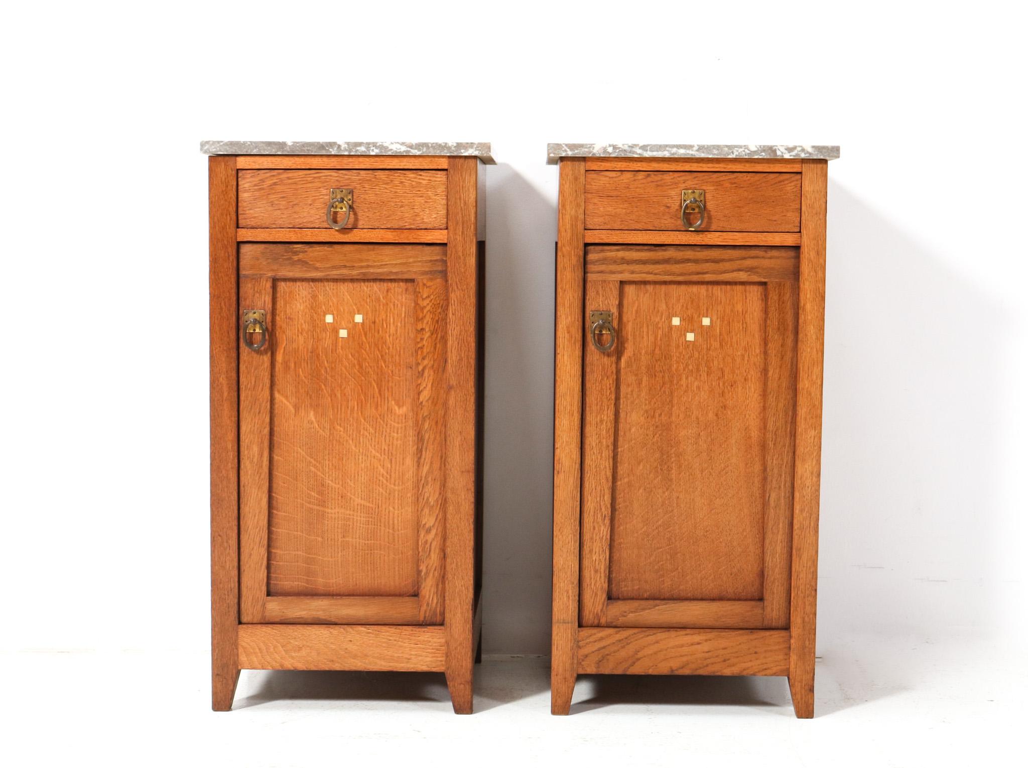 Early 20th Century Two Oak Art Nouveau Arts & Crafts Bedside Tables or Nightstands, 1900s