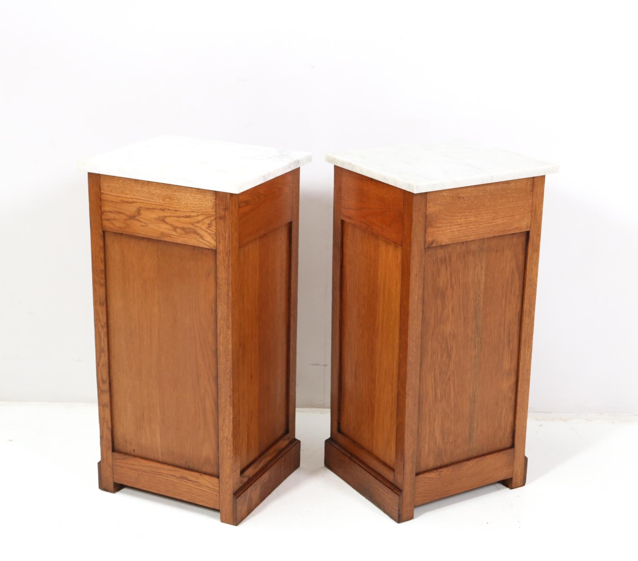 Two Oak Art Nouveau Jugendstil Nightstands or Bedside Tables, 1900s For Sale 5