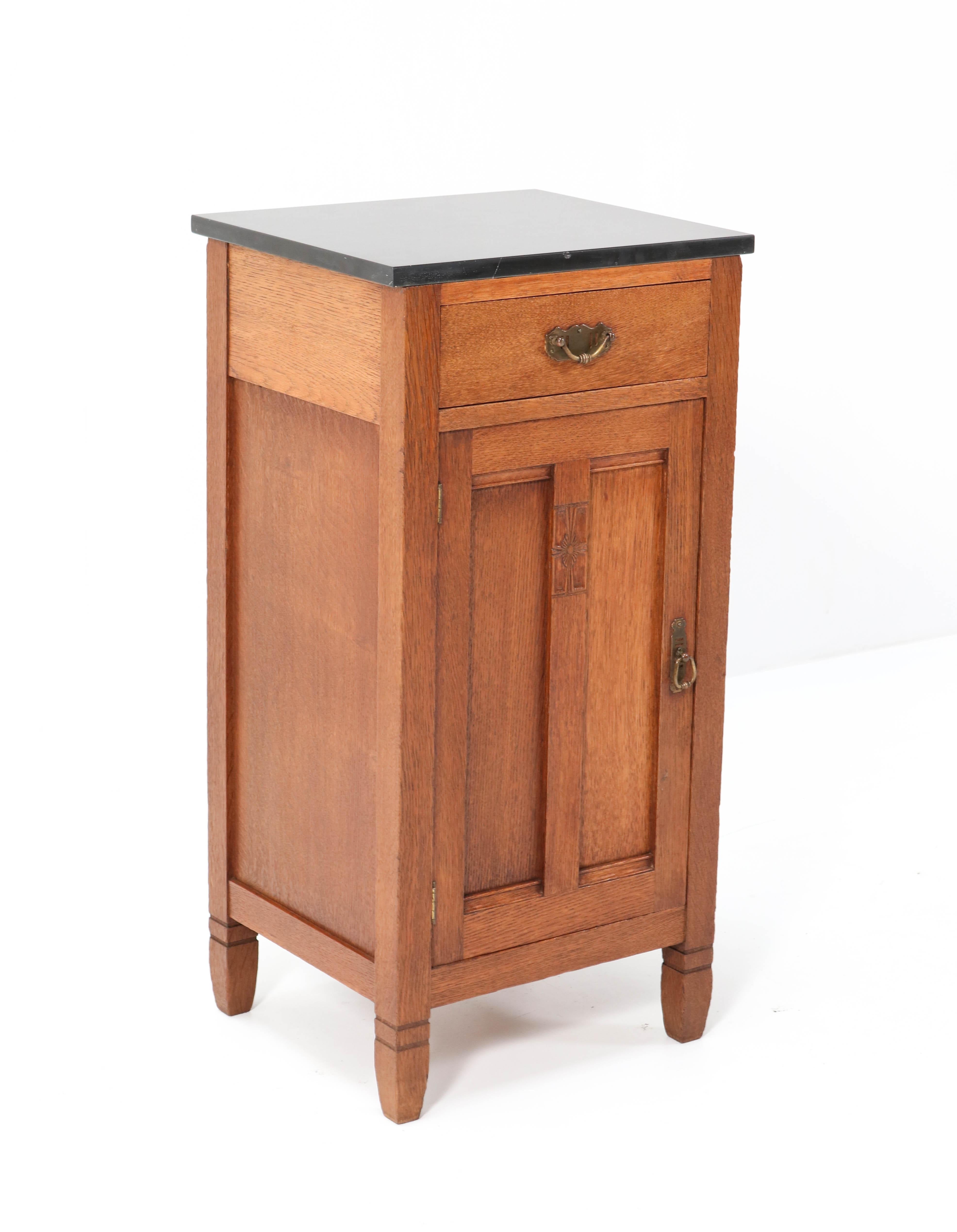 Arts and Crafts Two Oak Arts & Crafts Art Nouveau Nightstands by H. Pander & Zonen, 1900s