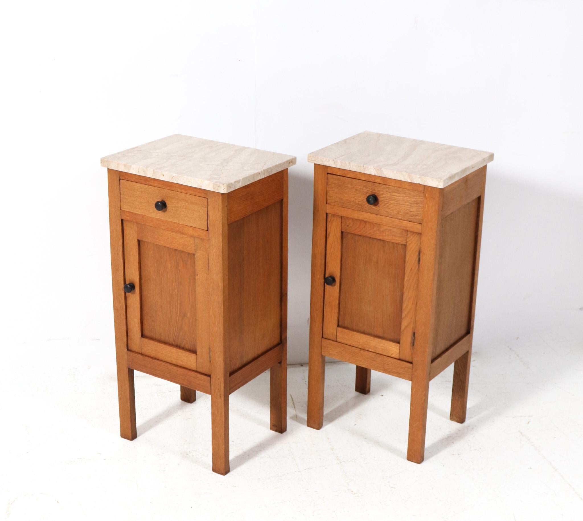 Early 20th Century Two Oak Arts & Crafts Art Nouveau Nightstands or Bedside Tables, 1900s For Sale