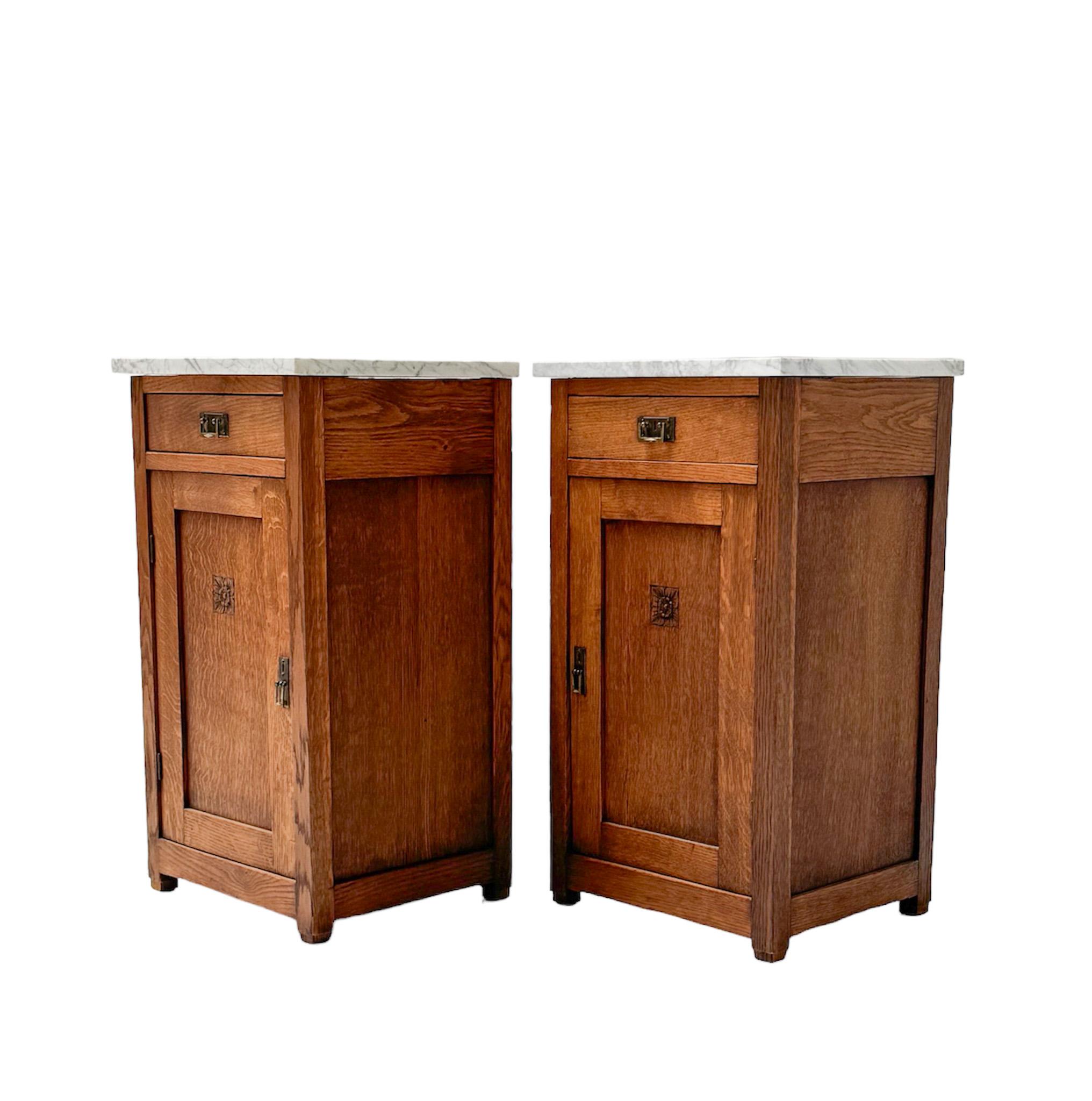 Brass Two Oak Arts & Crafts Art Nouveau Nightstands or Bedside Tables, 1900s