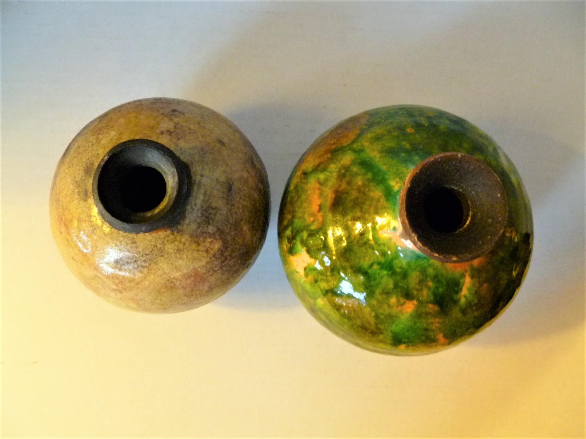 Two Organic Modern  E. Jensen Studio Pottery Bulbous Vessels, 1960s 1