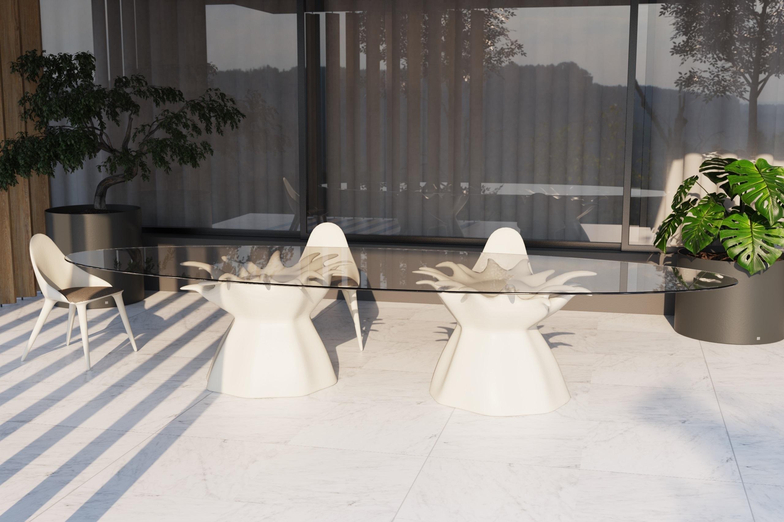 XXIe siècle et contemporain Table à manger biomorphique pour l'extérieur en vente