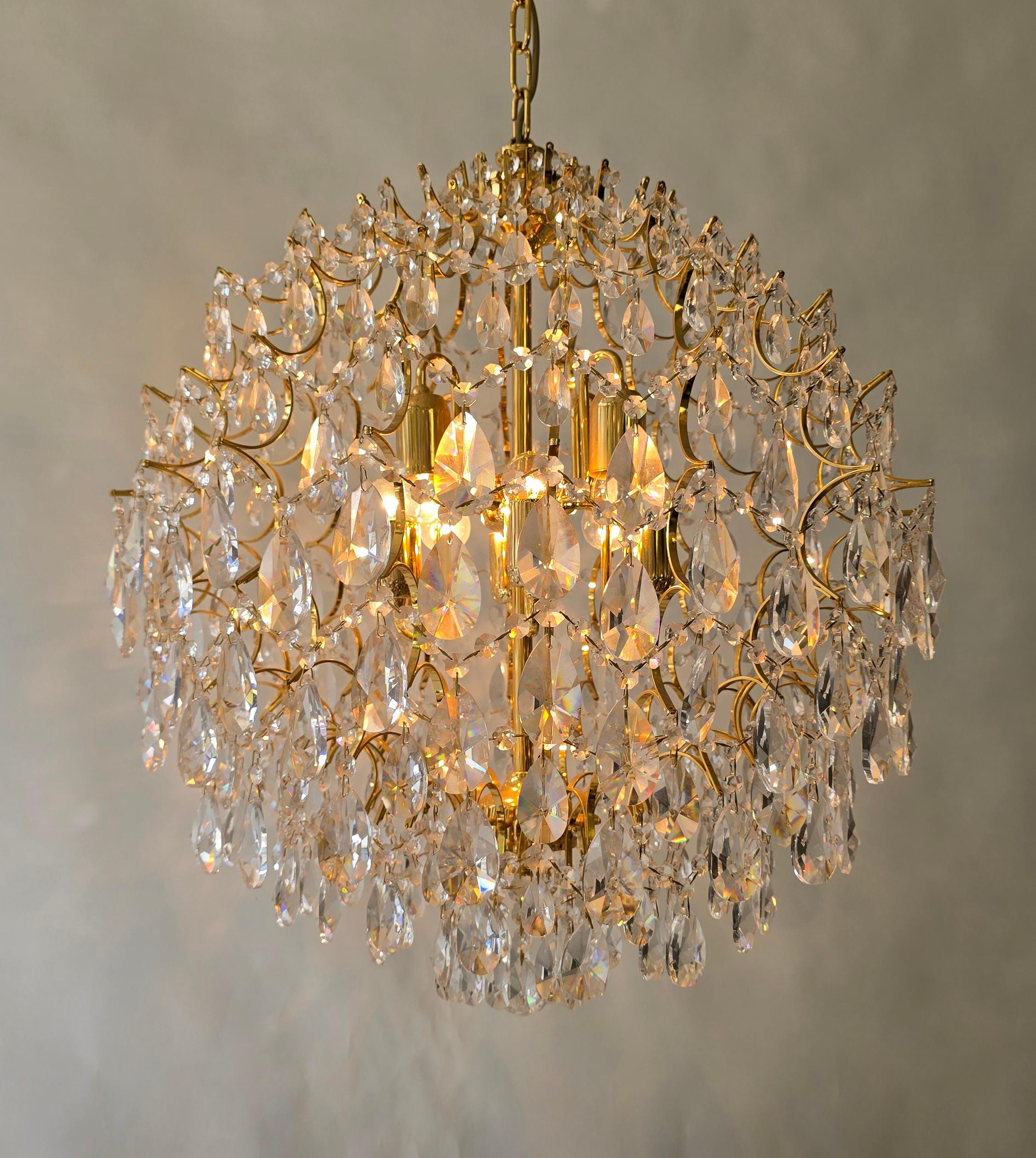 Due lampadari di cristallo originali 