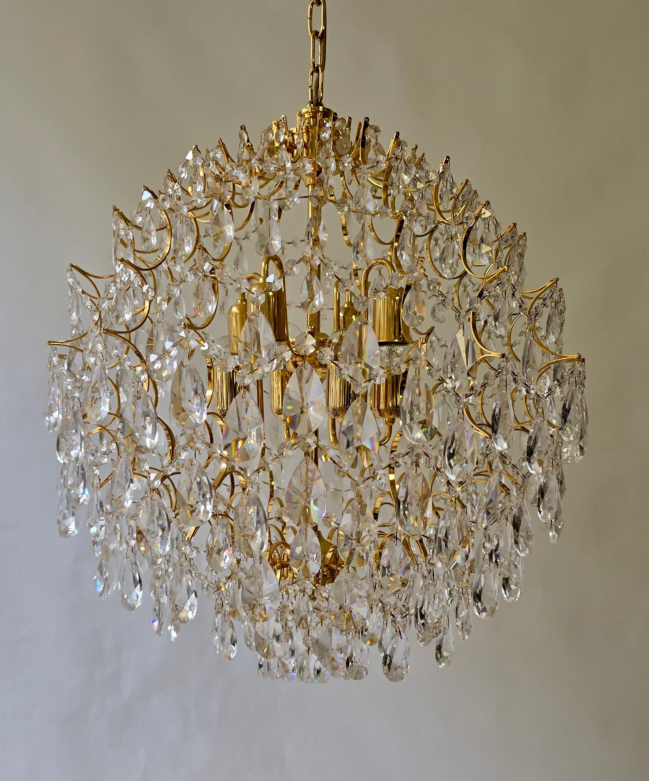 Hollywood Regency Due lampadari di cristallo originali 