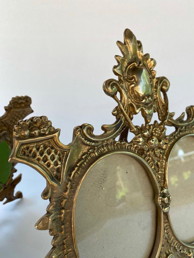 Two ornate double oval picture frames with easel back stand, 1920, France For Sale 13