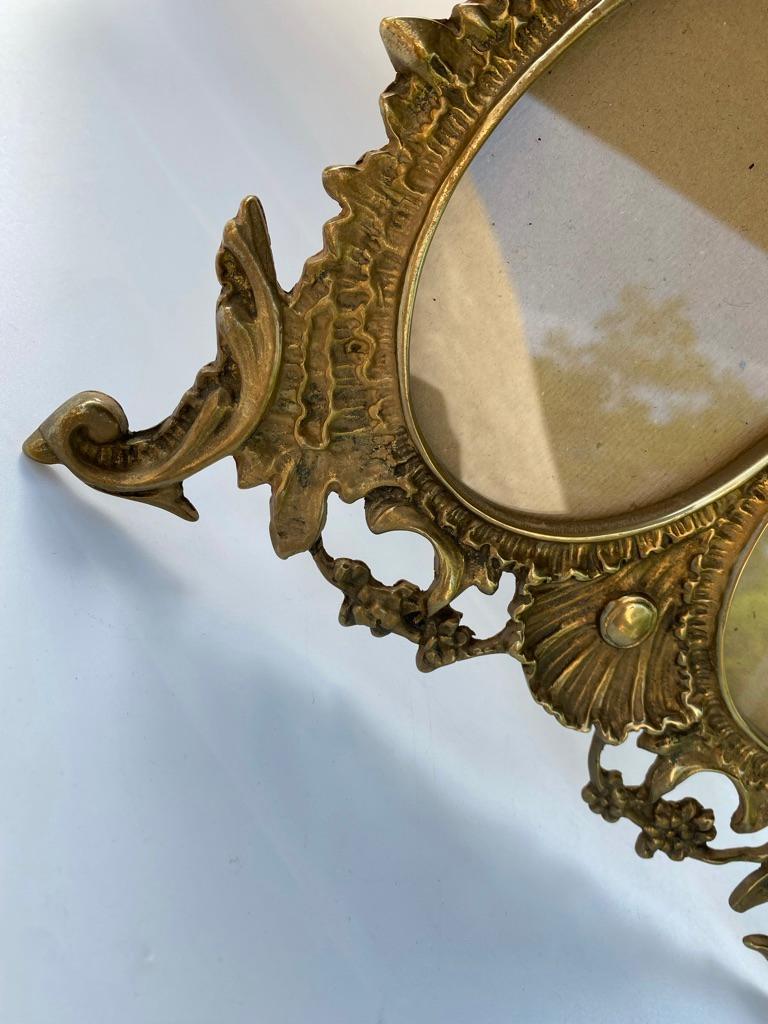 French Two ornate double oval picture frames with easel back stand, 1920, France For Sale