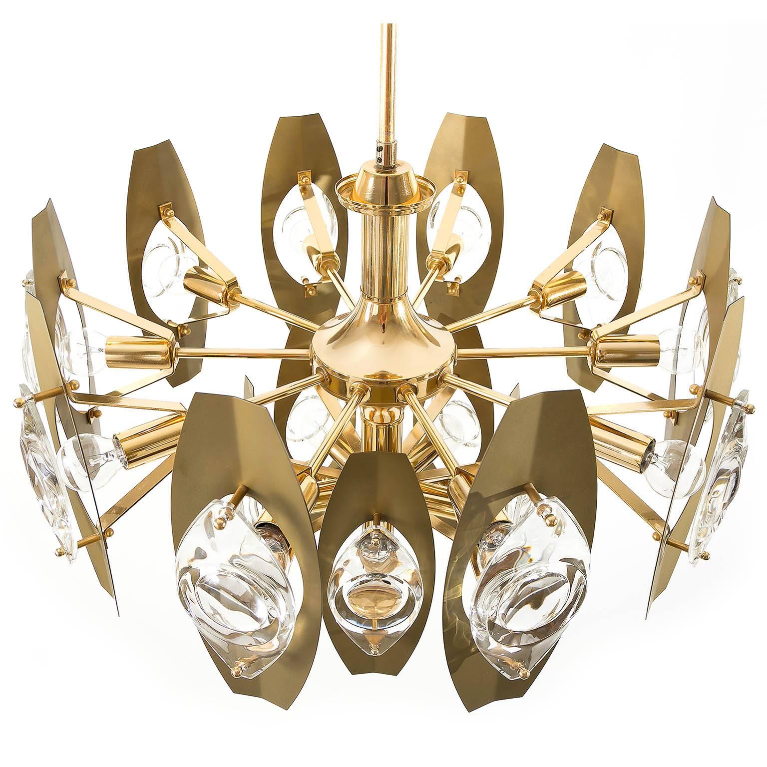 Late 20th Century Two Oscar Torlasco Chandeliers, Glass Gilt Brass, Italy, 1960s