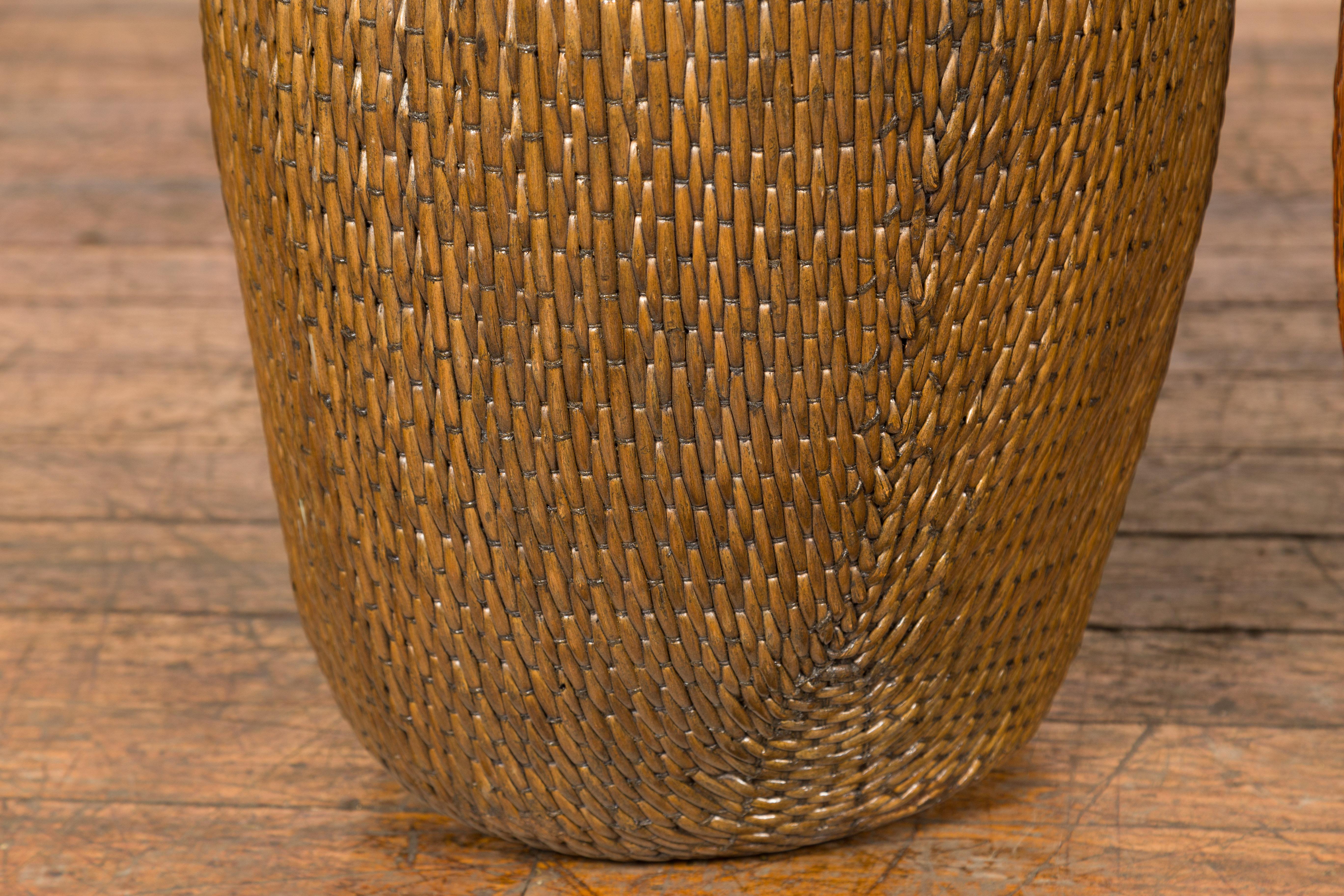 Due cestini in rattan cinese oversize con collo svasato, venduti singolarmente in vendita 3