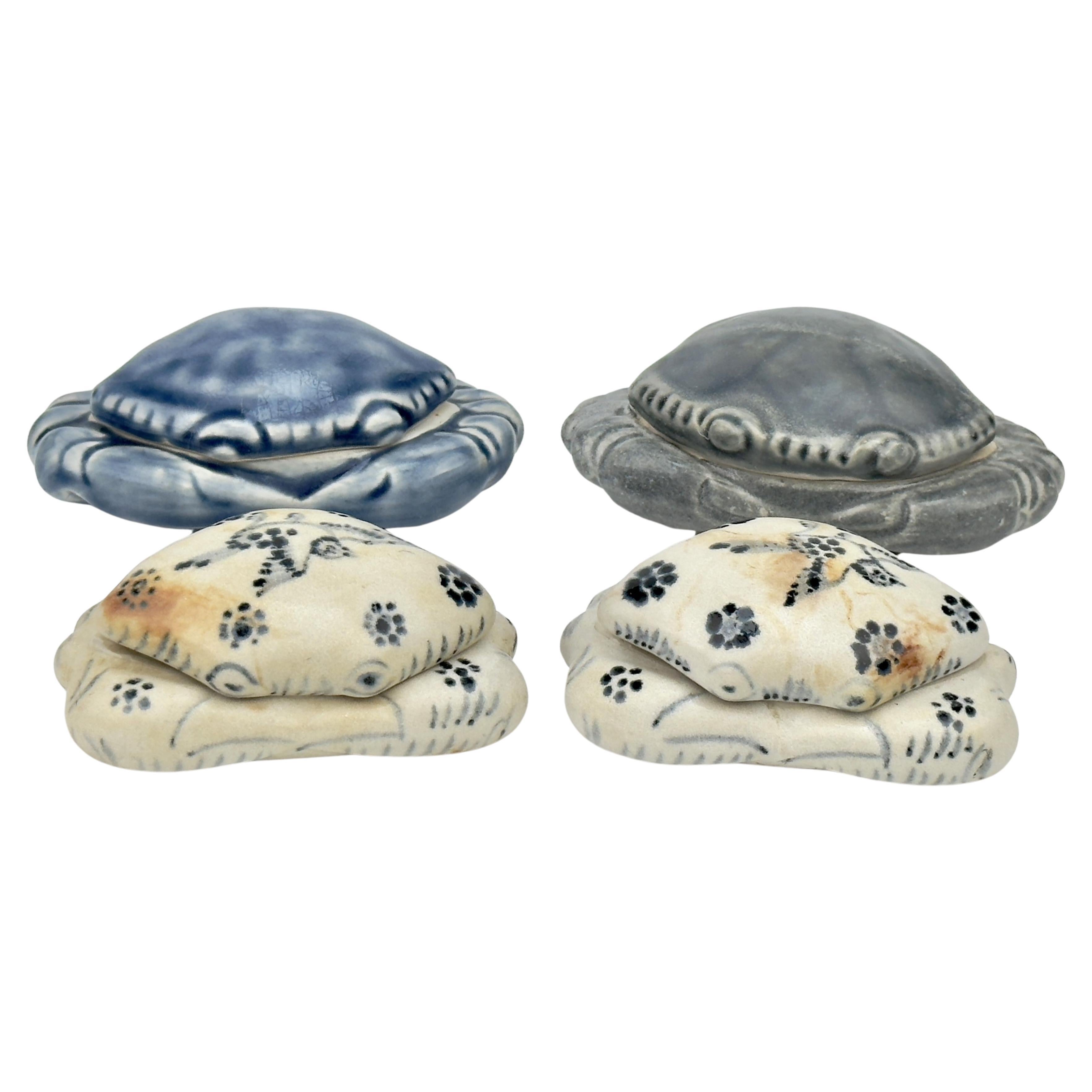 Two Pair of Annamese Porcelain Crab Boxes, 15th century, Le Dynasty