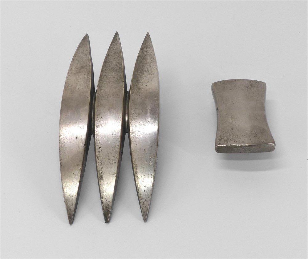 Two Pair of French Brutalist Cast Bronze Door Pulls For Sale 9