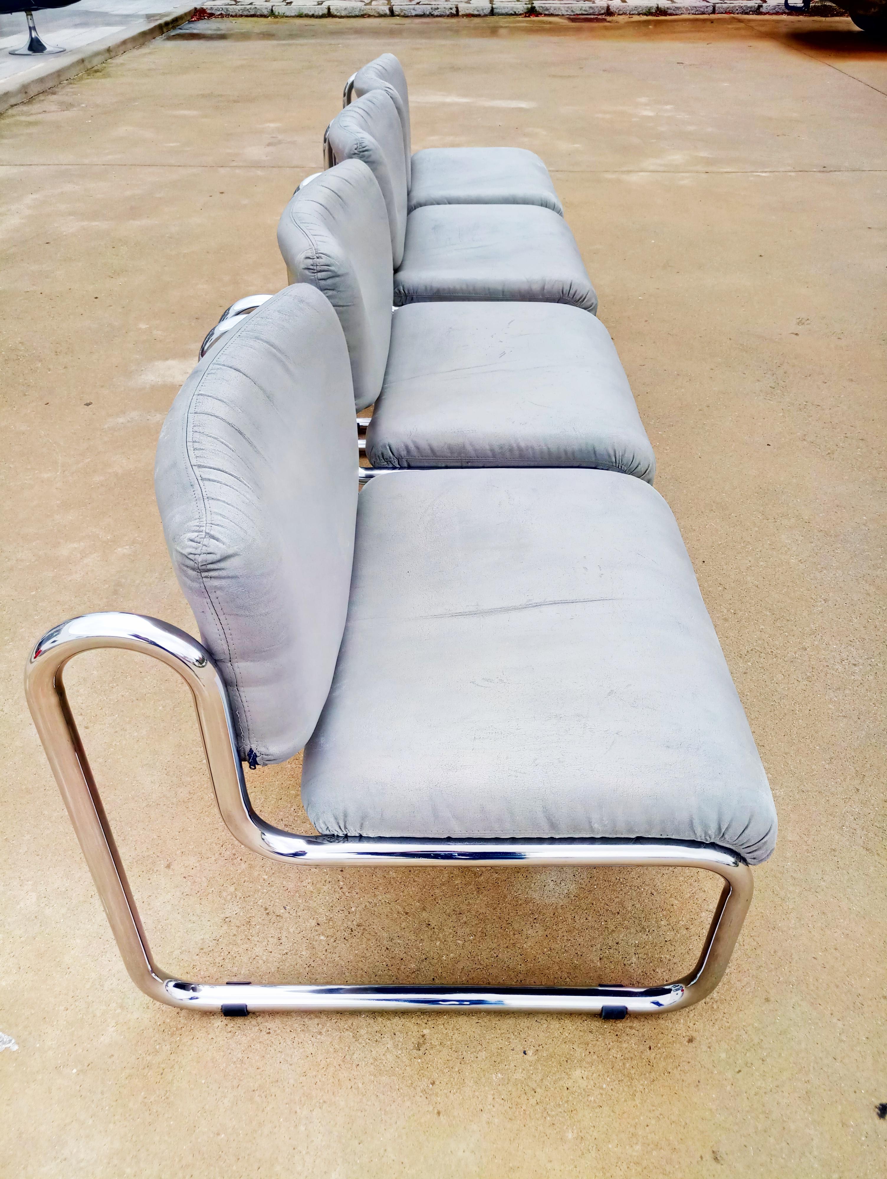 20th Century Two Pair of Gray Leather Lounge Armchairs, Italy, 1970