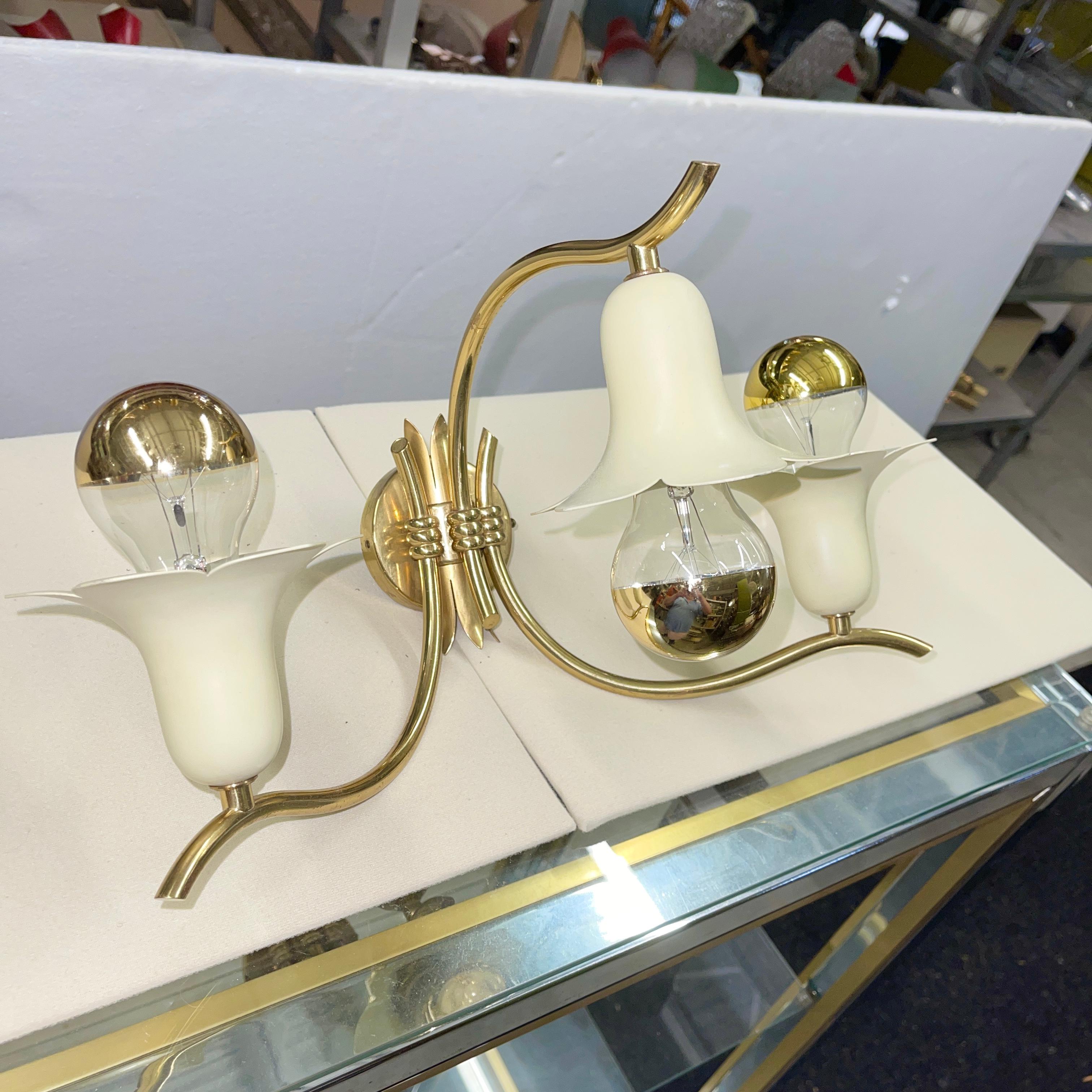Two Pair of Vintage Italian Brass Lily Sconces For Sale 4