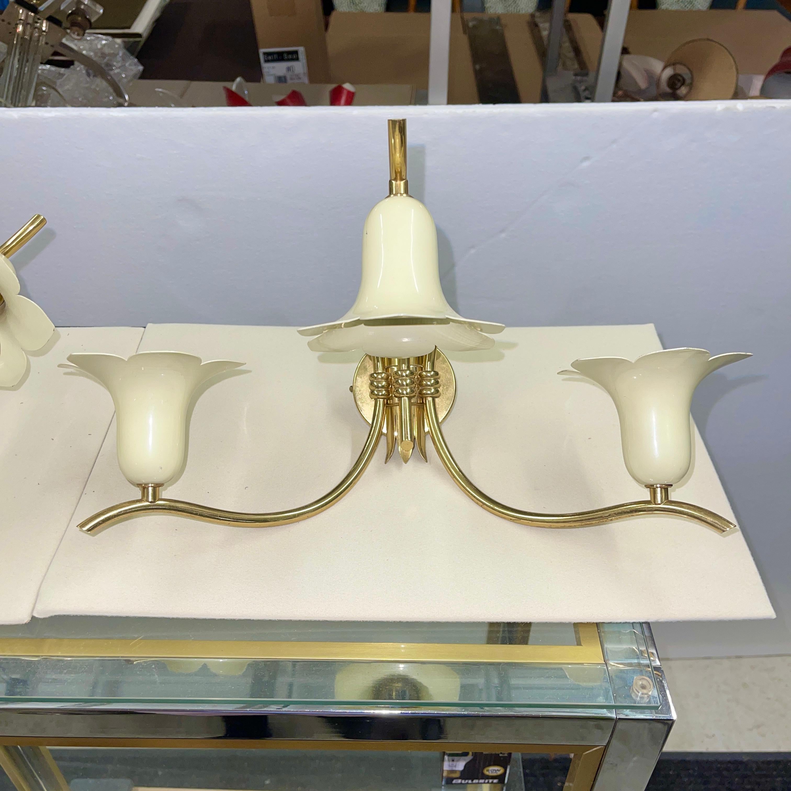 Two Pair of Vintage Italian Brass Lily Sconces For Sale 6