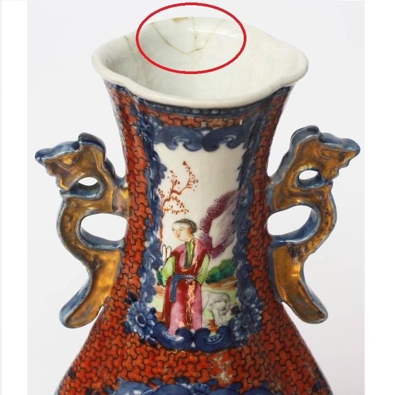 Dorato Two Pairs, 18th Century Mandarin Pallet Chinese Export Vases in vendita