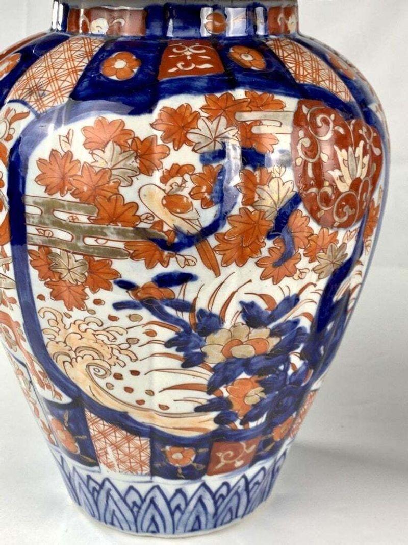 Two Pairs Imari Jars Hand-Painted Porcelain Late 19th Century Meiji Period 5