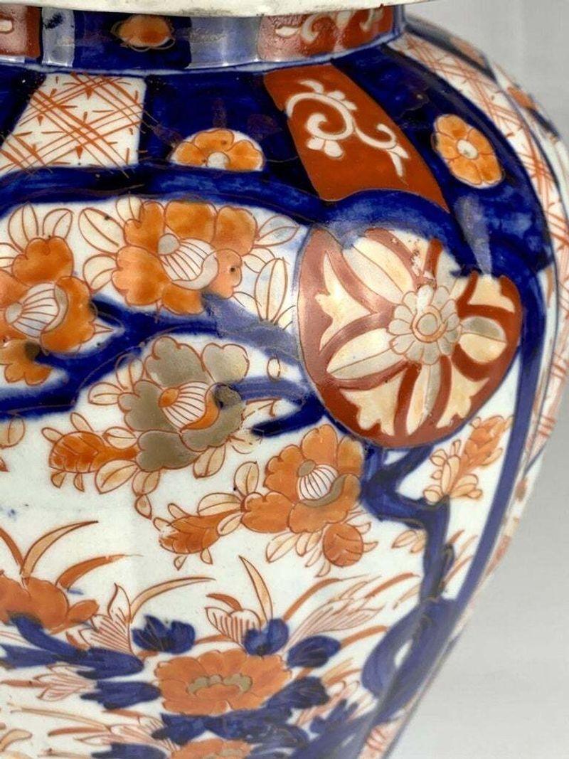 Two Pairs Imari Jars Hand-Painted Porcelain Late 19th Century Meiji Period 6