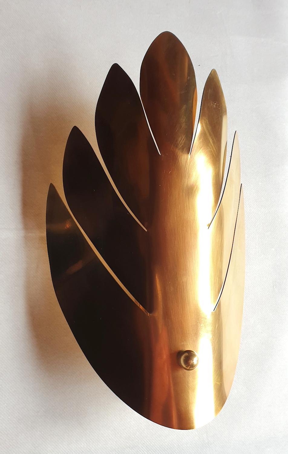 European Pair of Brass Leaf Mid-Century Modern Sconces, Maison Jansen Style, 1970s