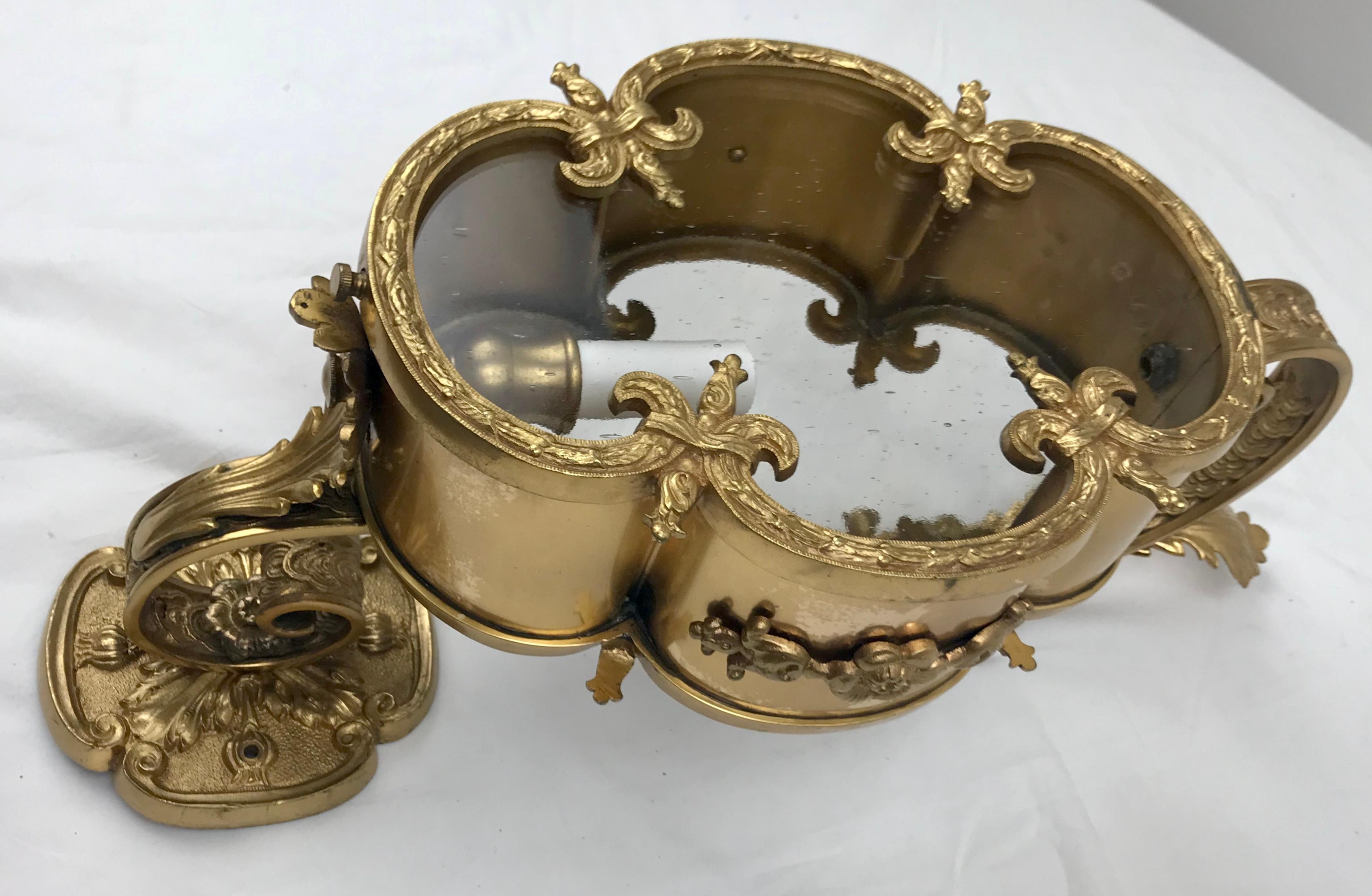 Paar Bronze venezianischen Stil Wandlaternen oder Wandleuchter im Angebot 7