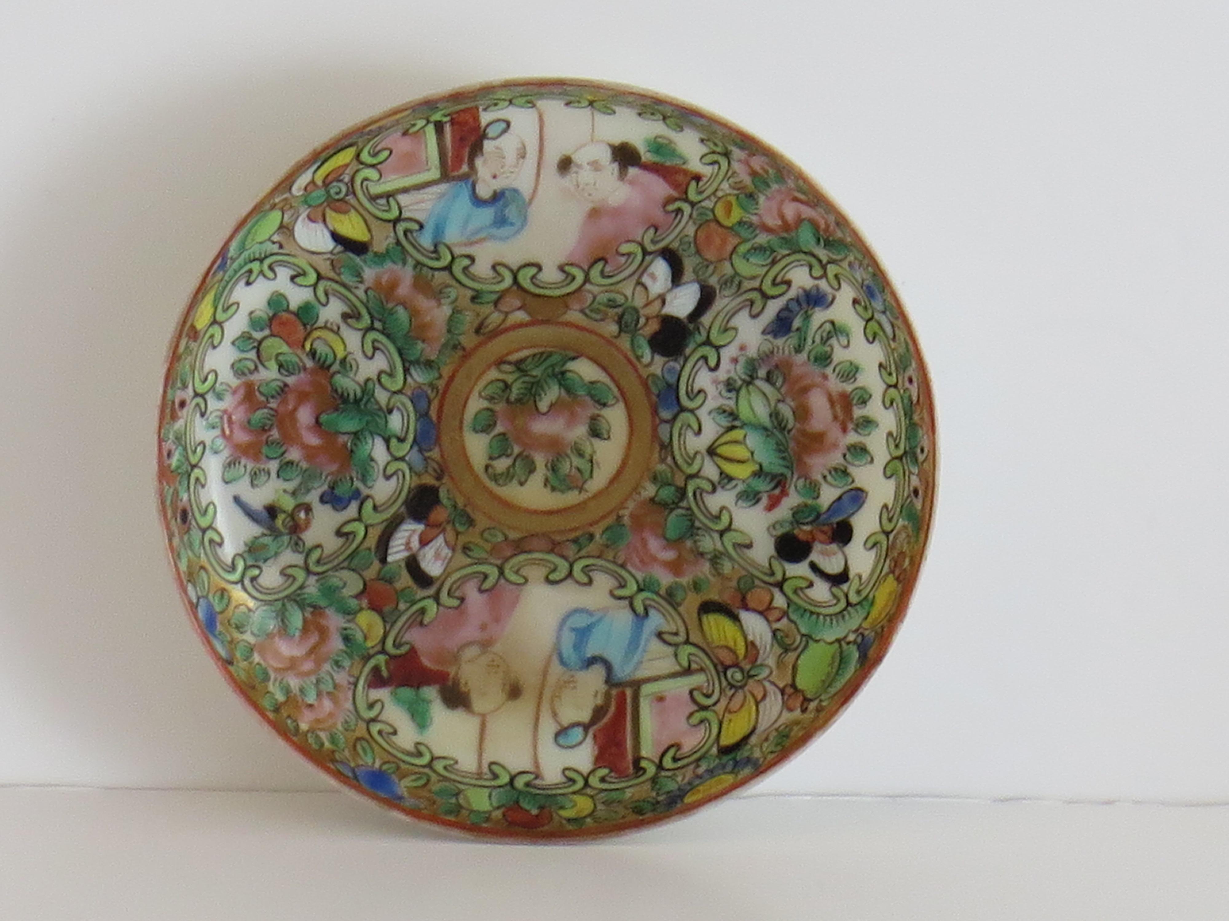 Two PAIRs of Chinese Export Cups and Saucers egg-shell porcelain, Qing 19th C For Sale 5