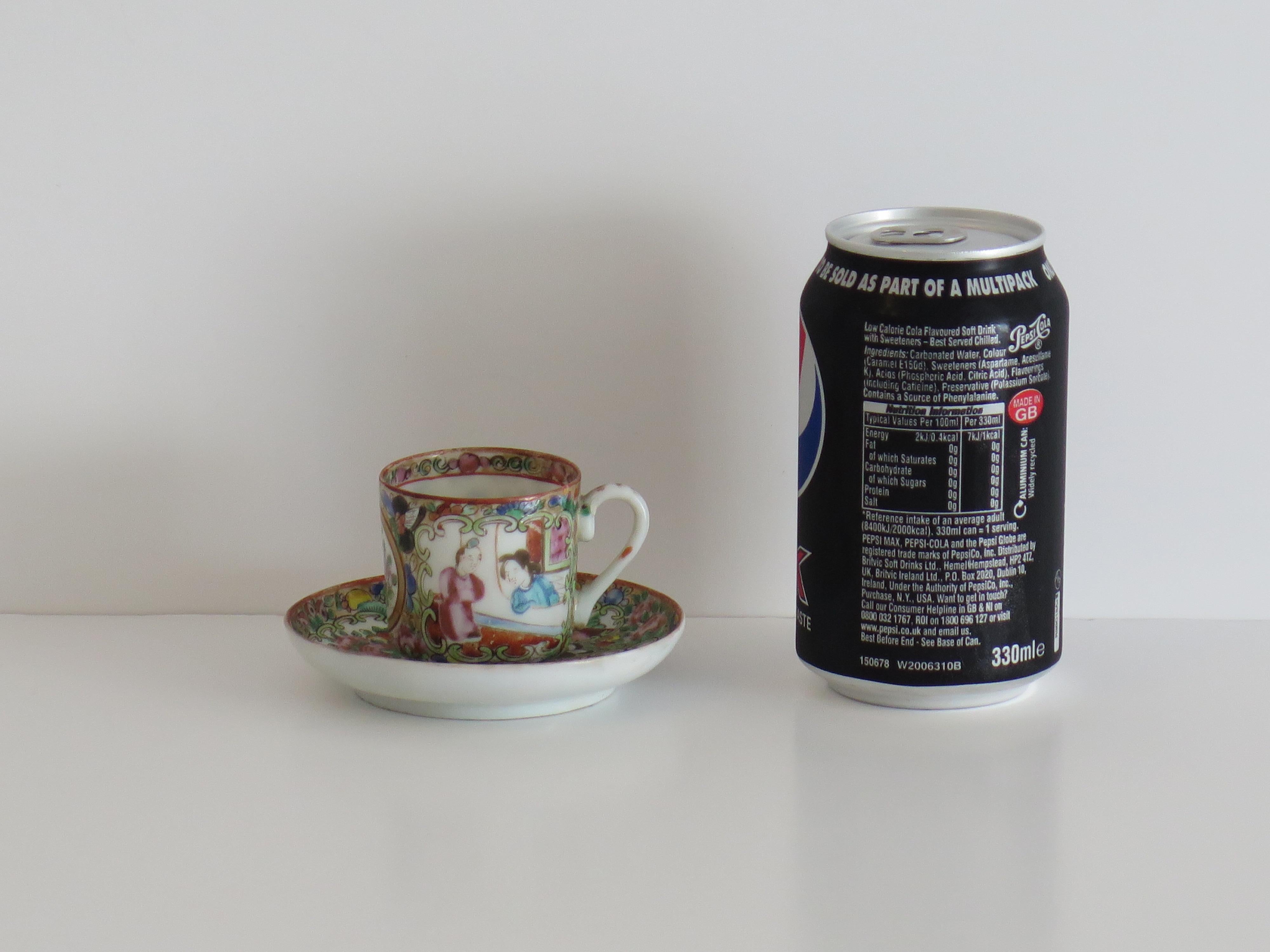 Two PAIRs of Chinese Export Cups and Saucers egg-shell porcelain, Qing 19th C For Sale 10