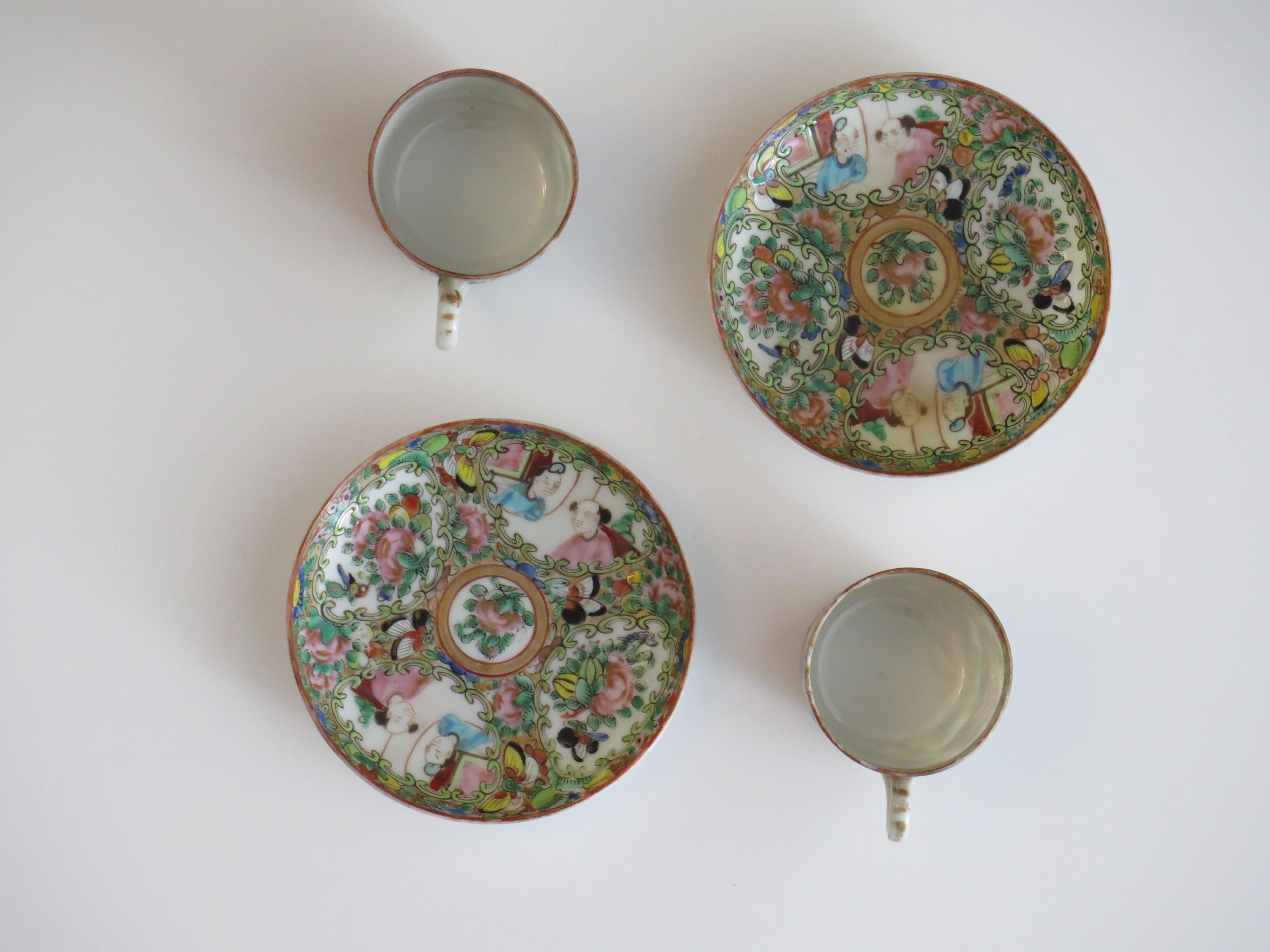 Two PAIRs of Chinese Export Cups and Saucers egg-shell porcelain, Qing 19th C For Sale 3