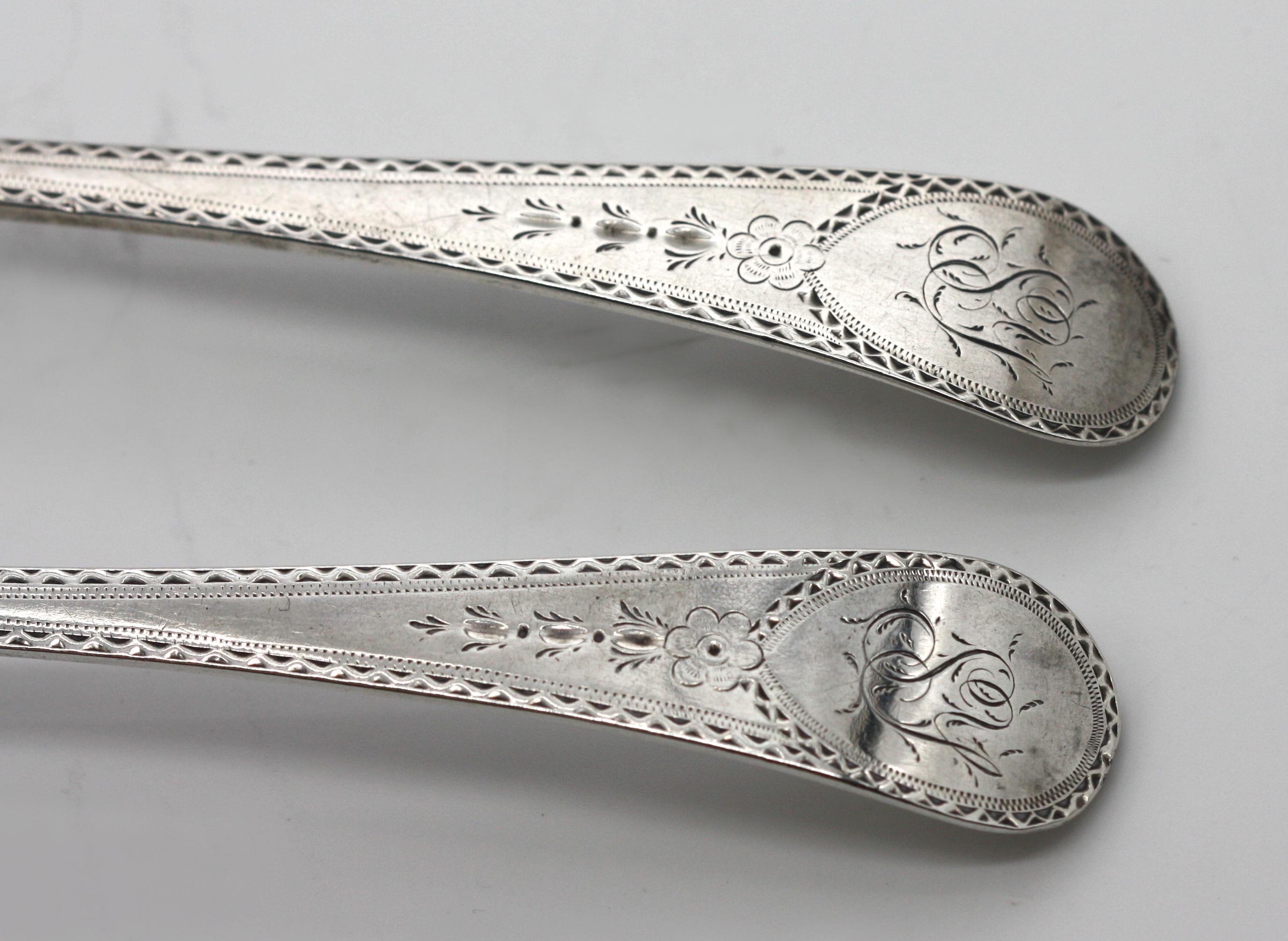 Two Pairs of English Silver Serving Spoons. In Good Condition For Sale In West Palm Beach, FL