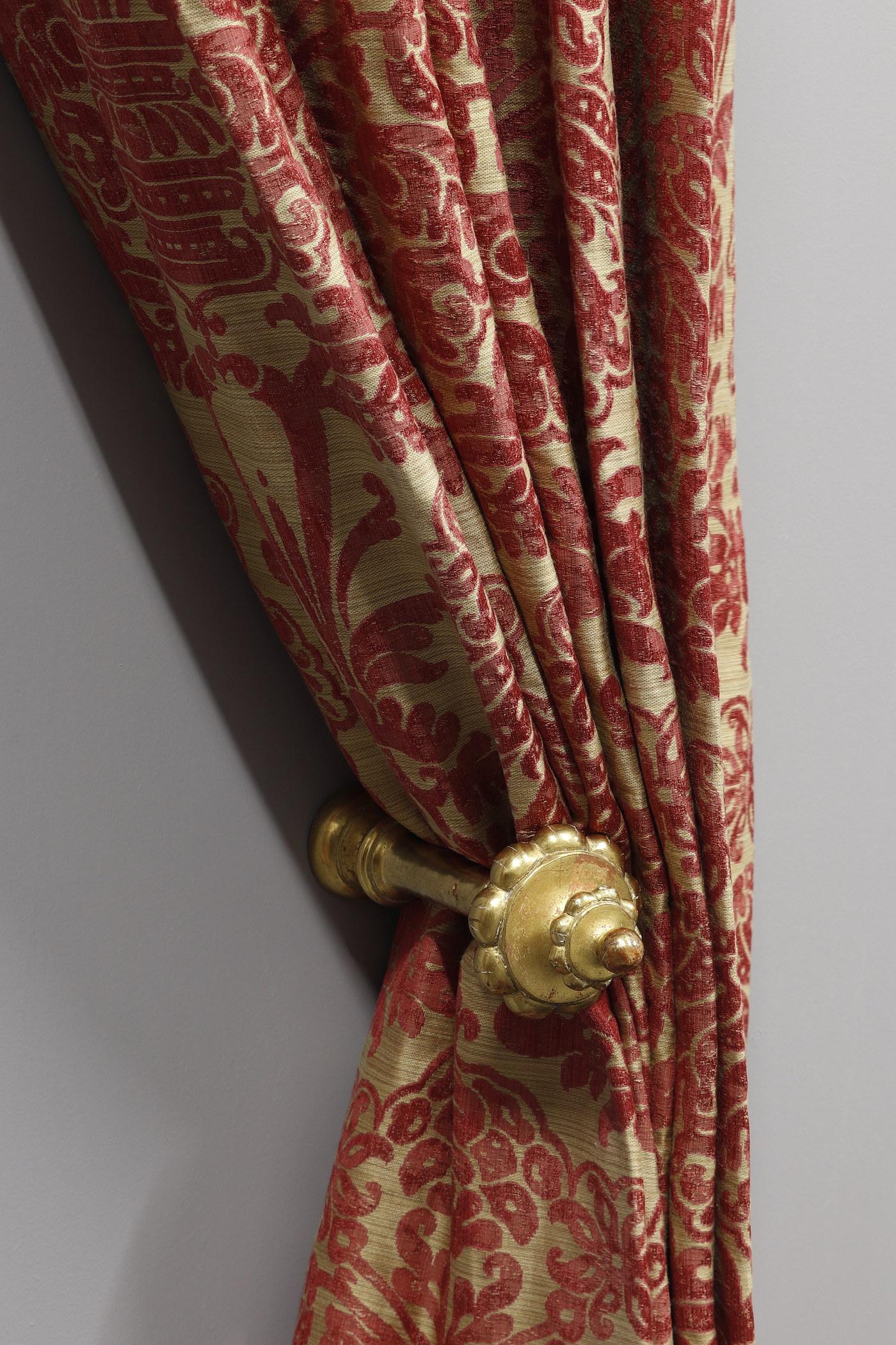 Two Pairs of Fadini-Borghi Curtains and Their Valances Topped by a Gilded Wood 8